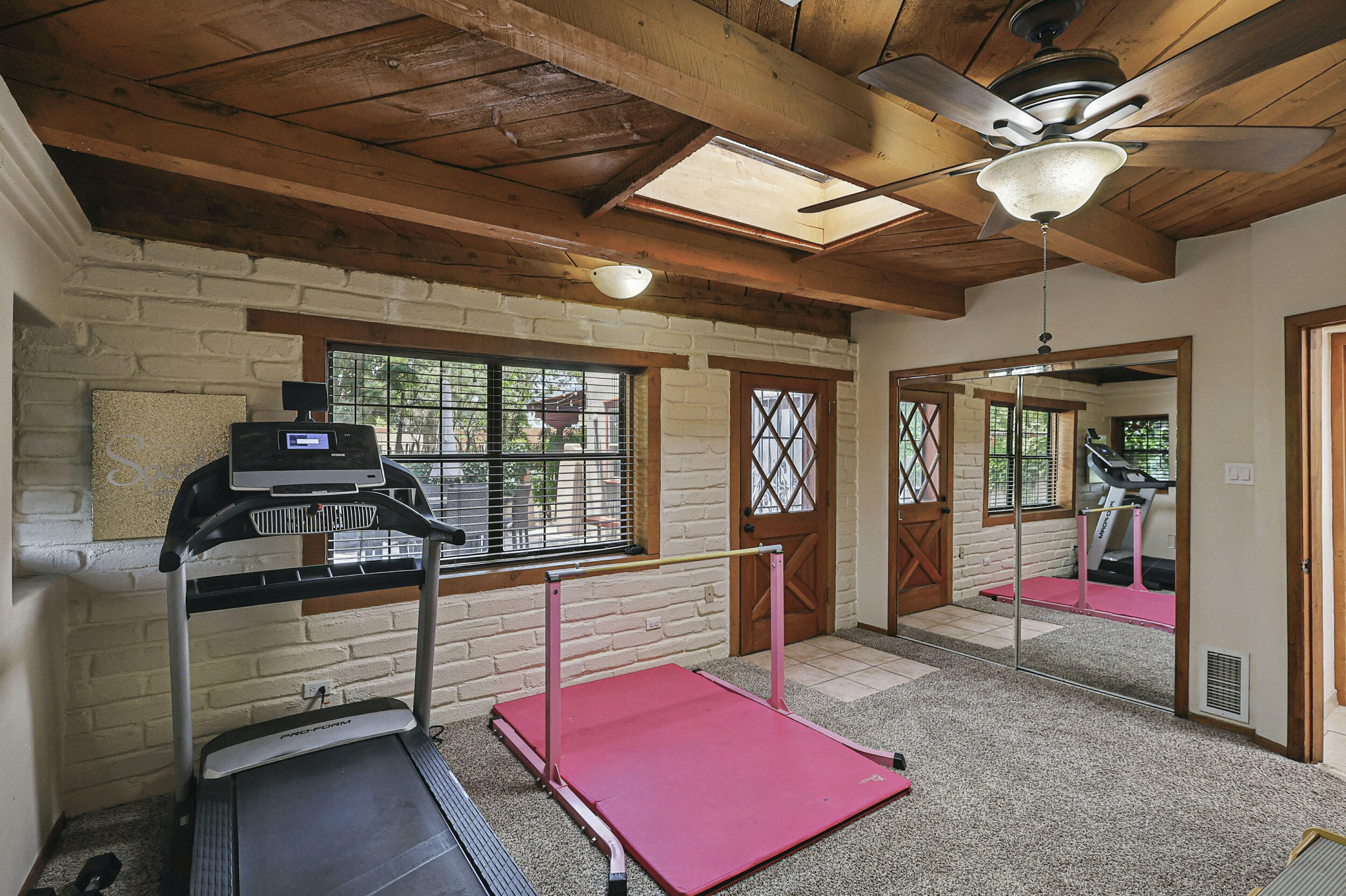 135 B SICHLER Road SW