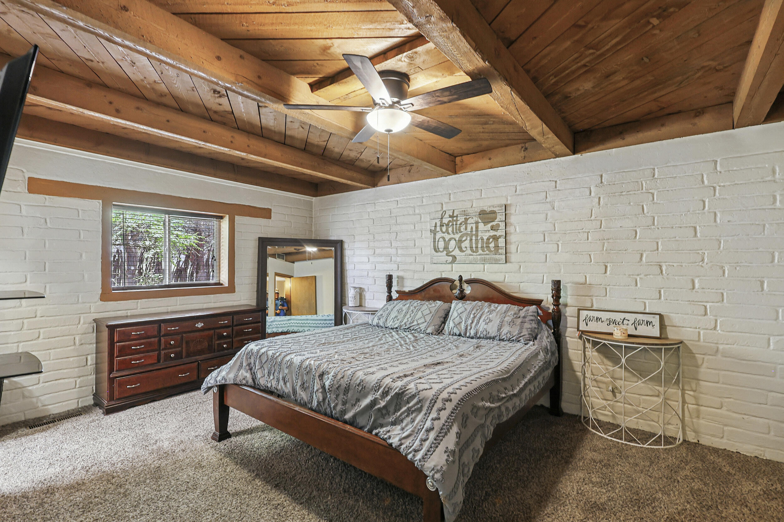 135 B SICHLER Road SW