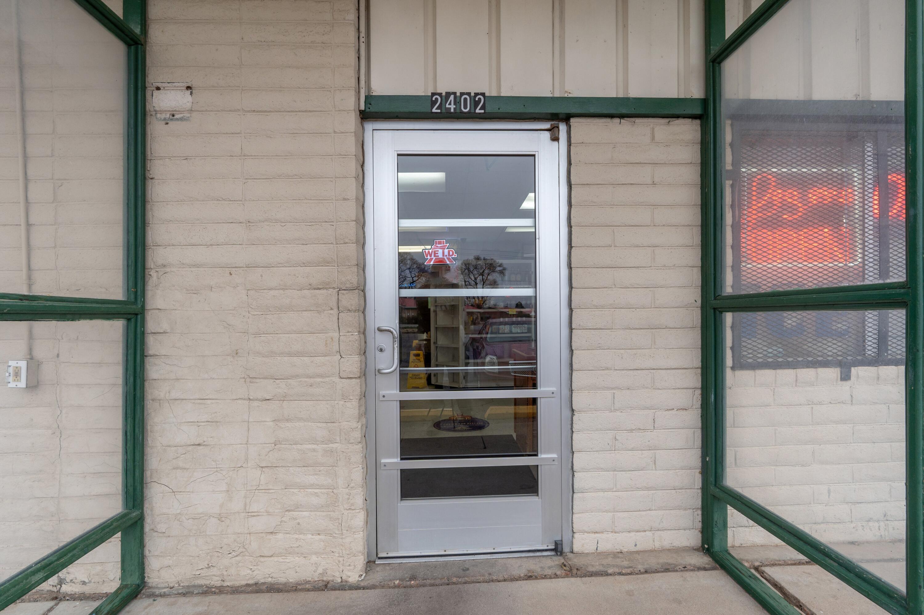2404 7TH Street