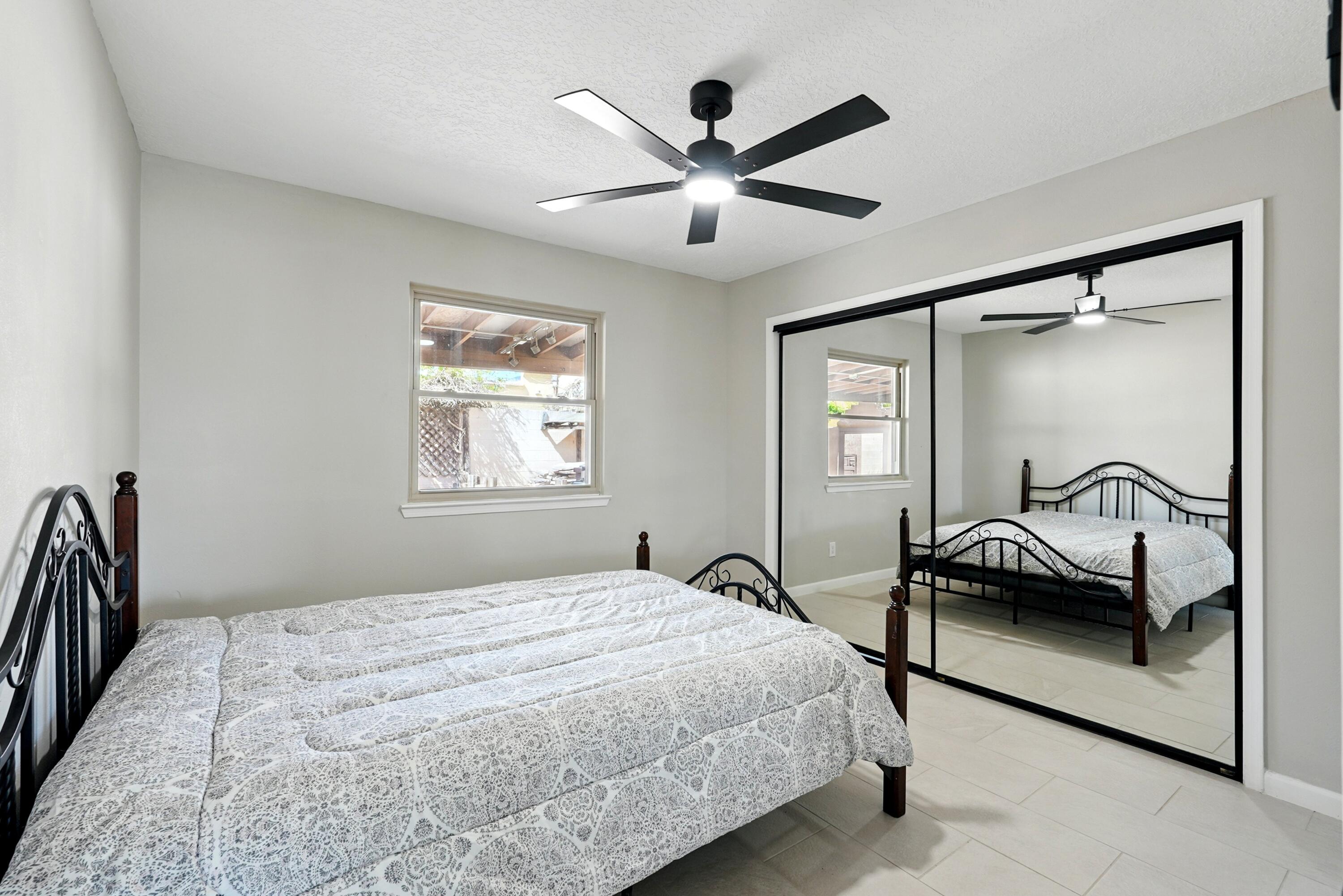 60 PHEASANT HILL Drive NE