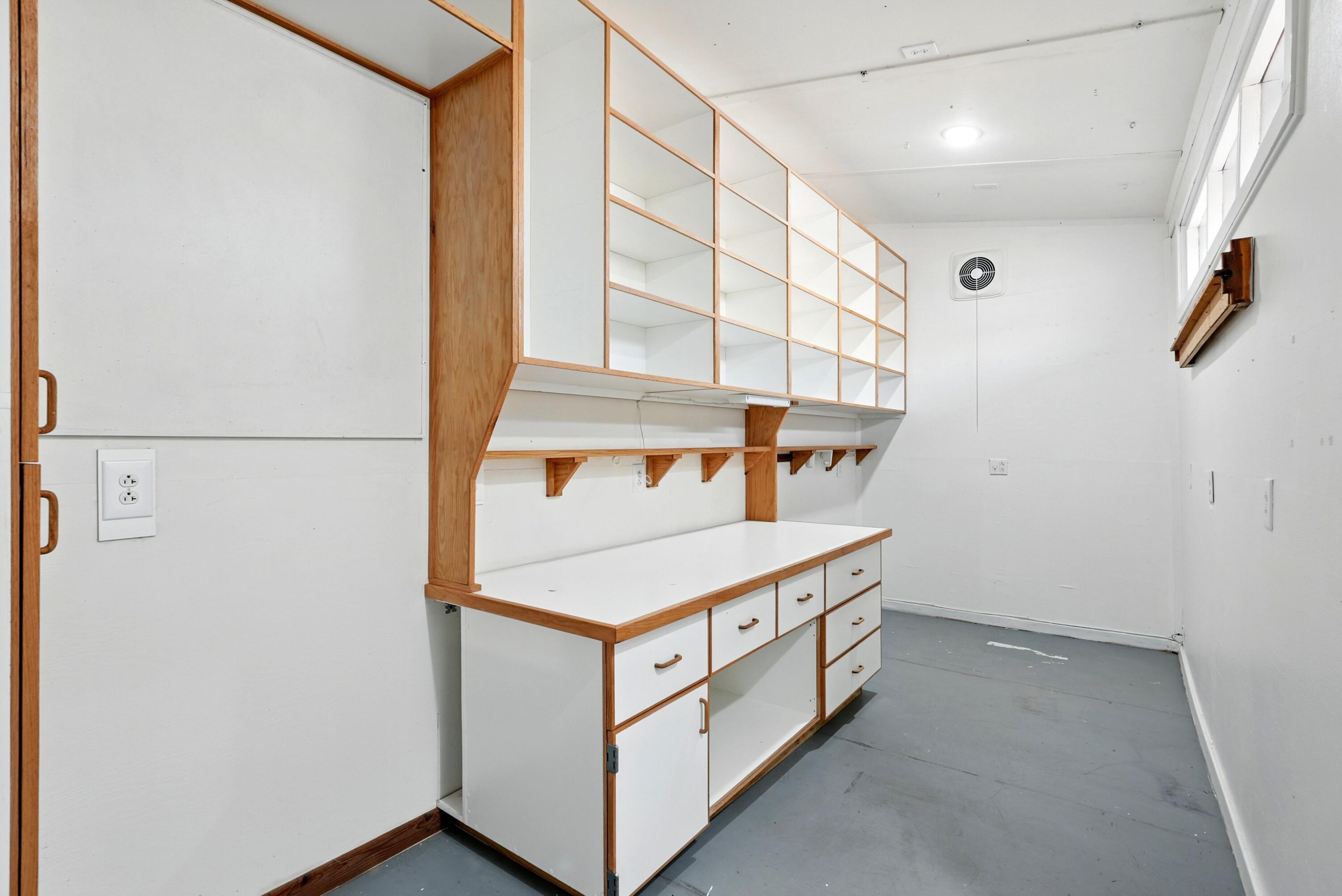 60 PHEASANT HILL Drive NE