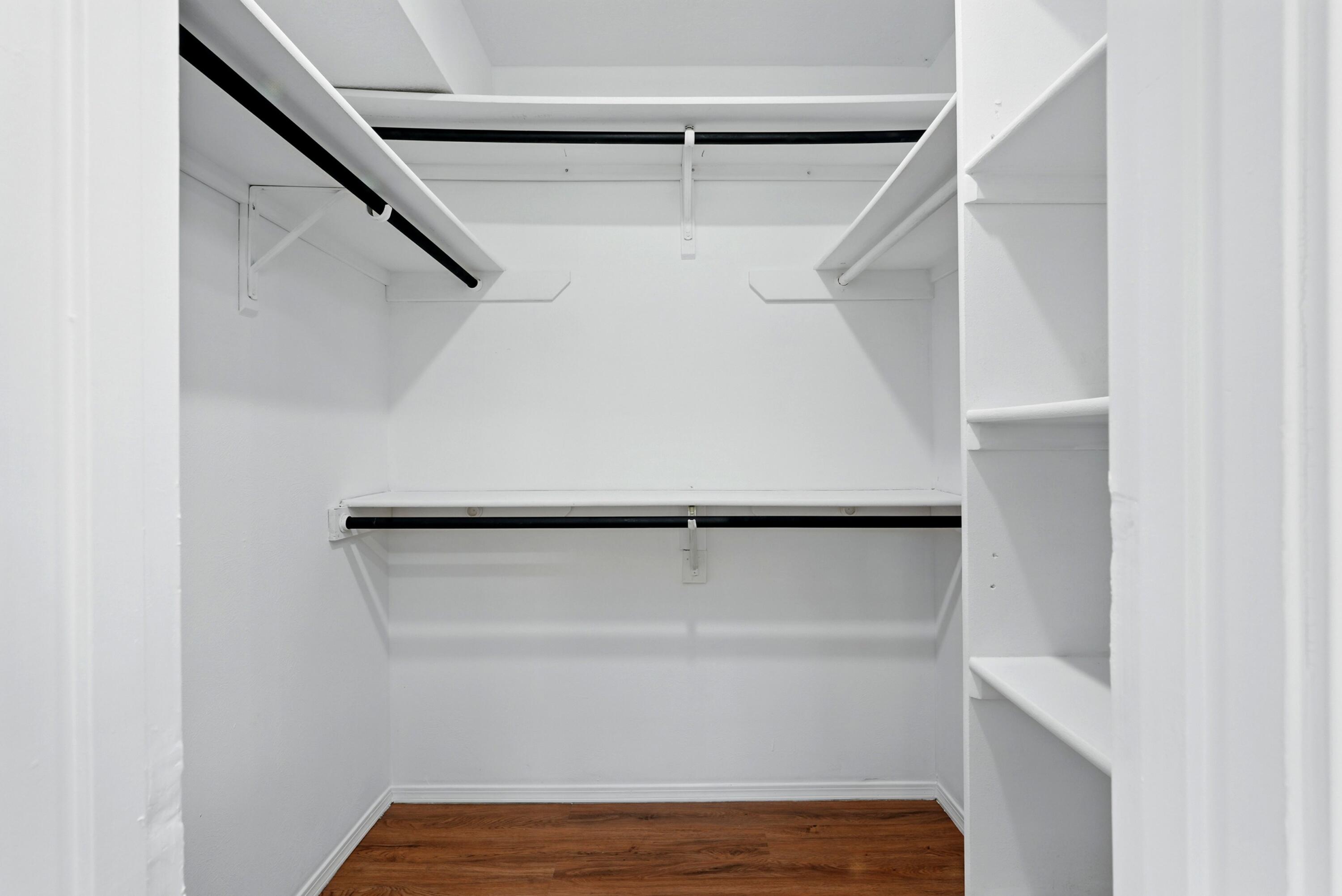 60 PHEASANT HILL Drive NE