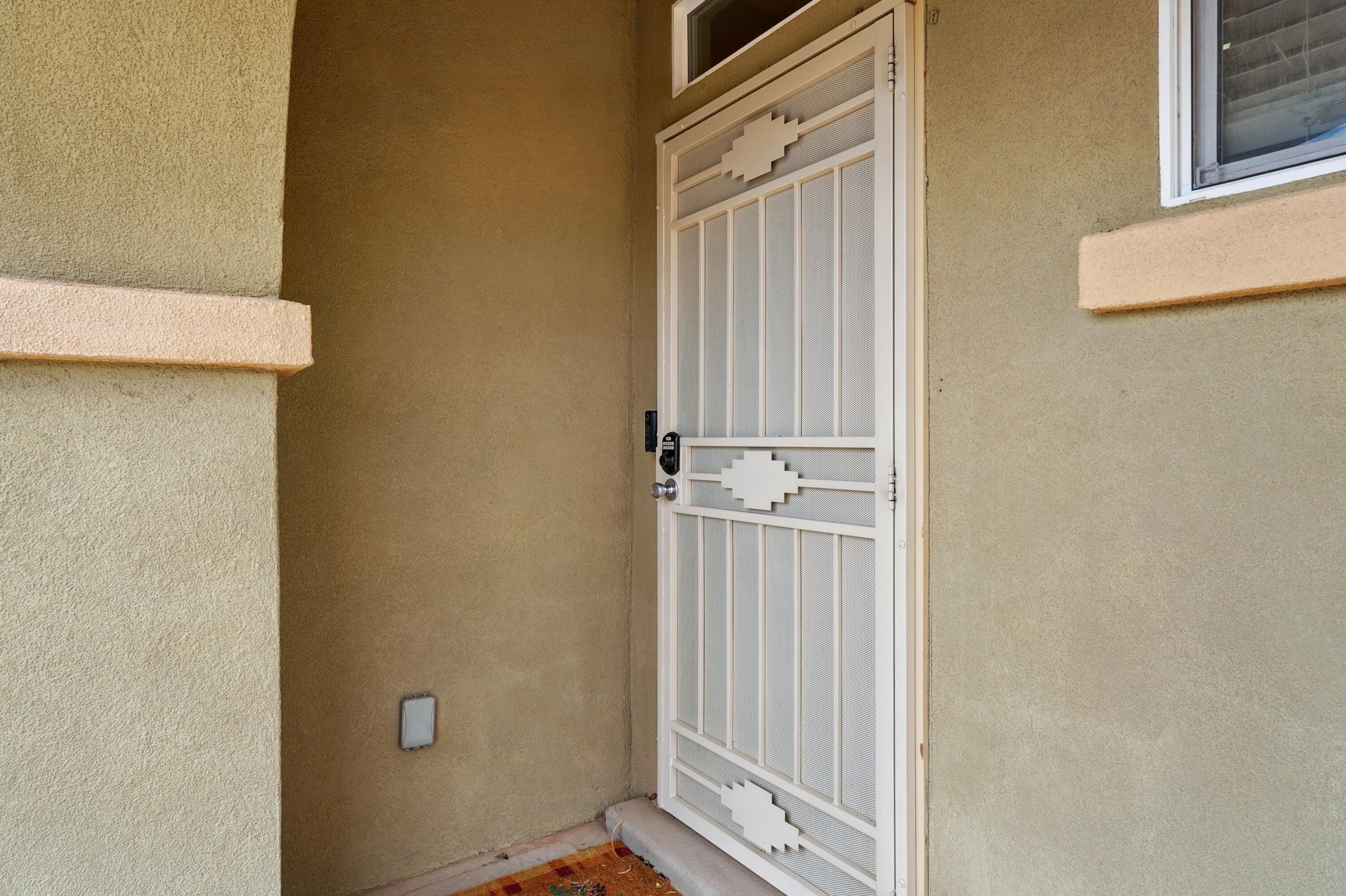 3615 BUCKSKIN Loop NE