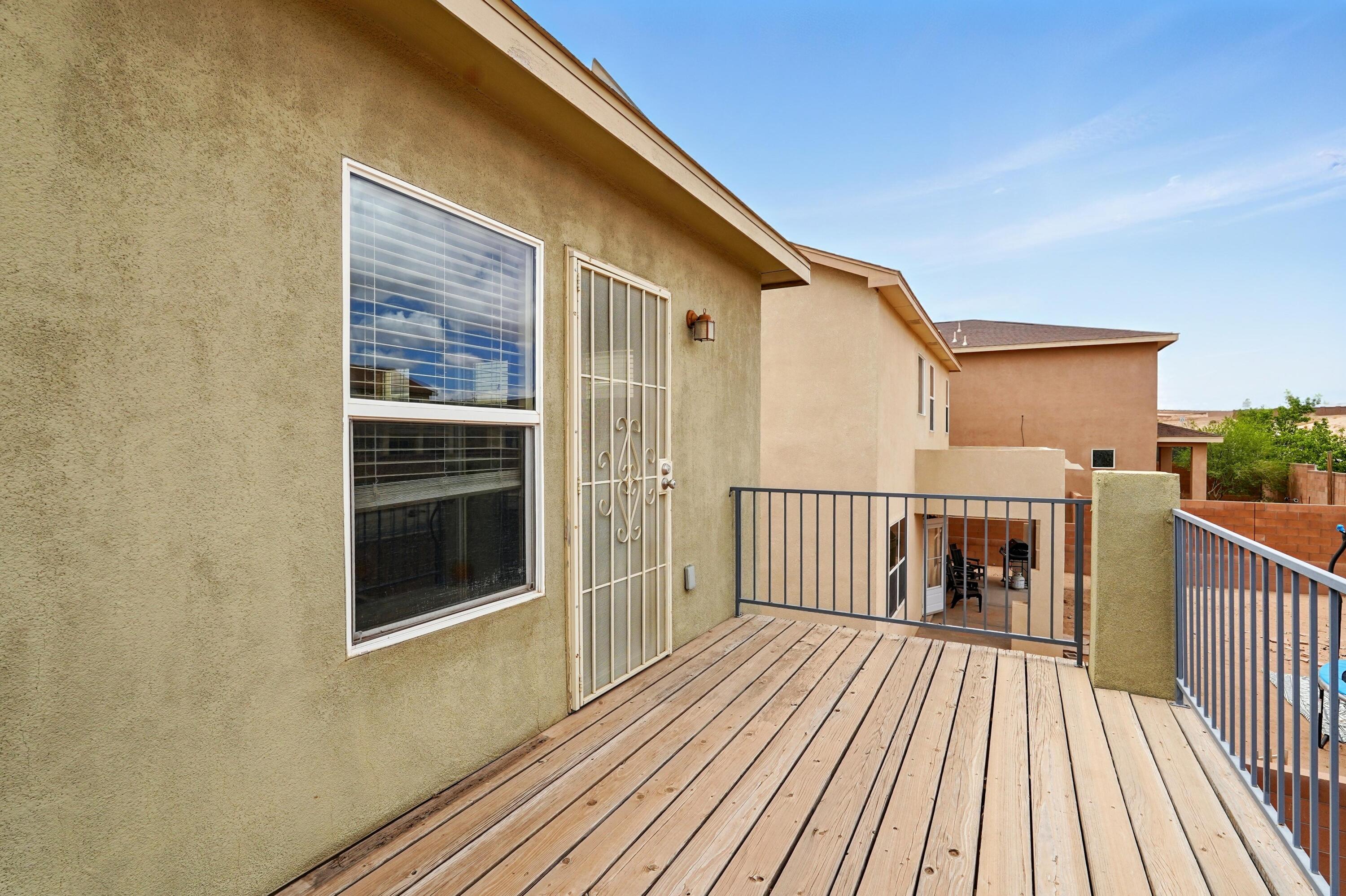 3615 BUCKSKIN Loop NE