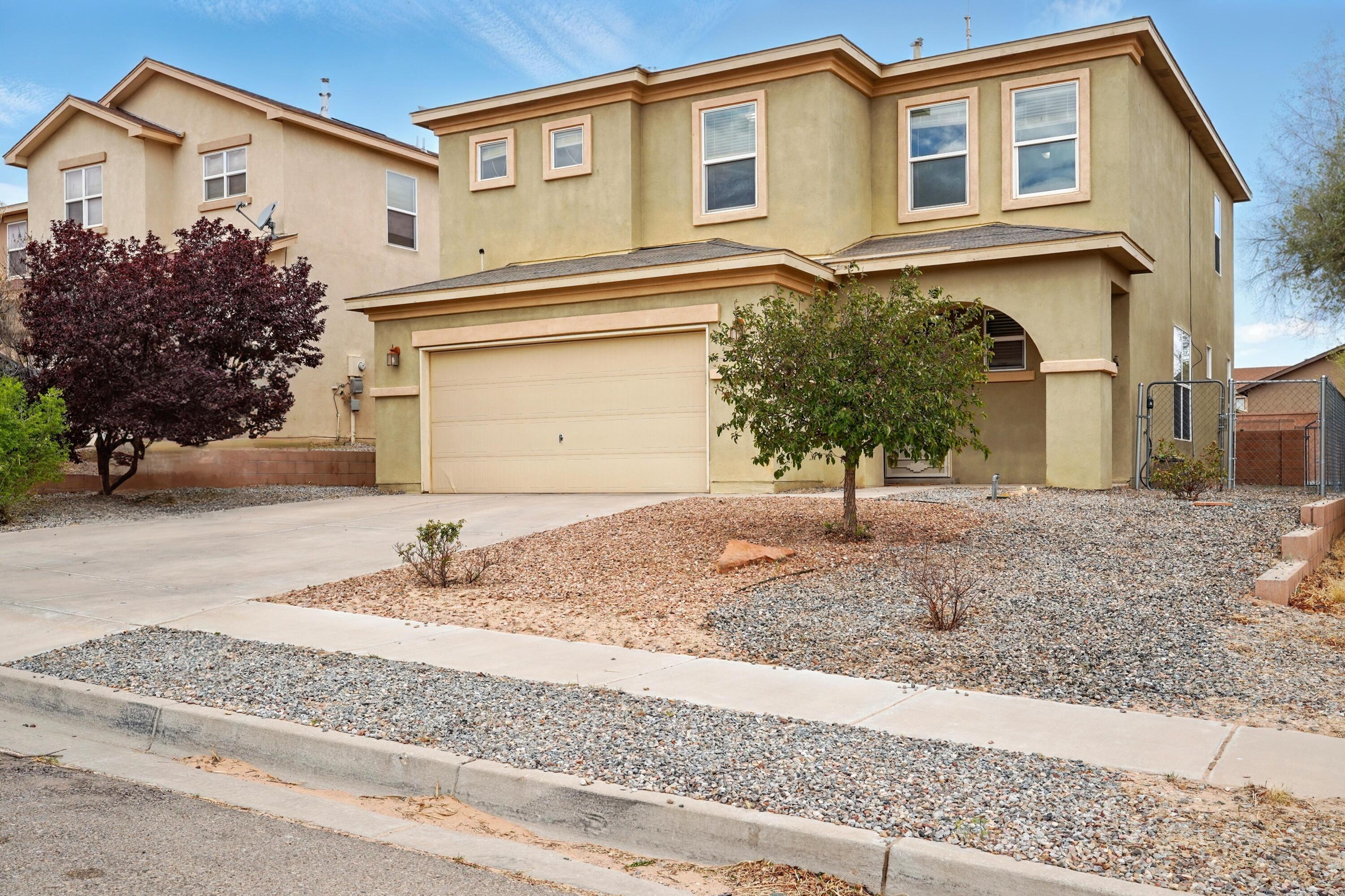 3615 BUCKSKIN Loop NE