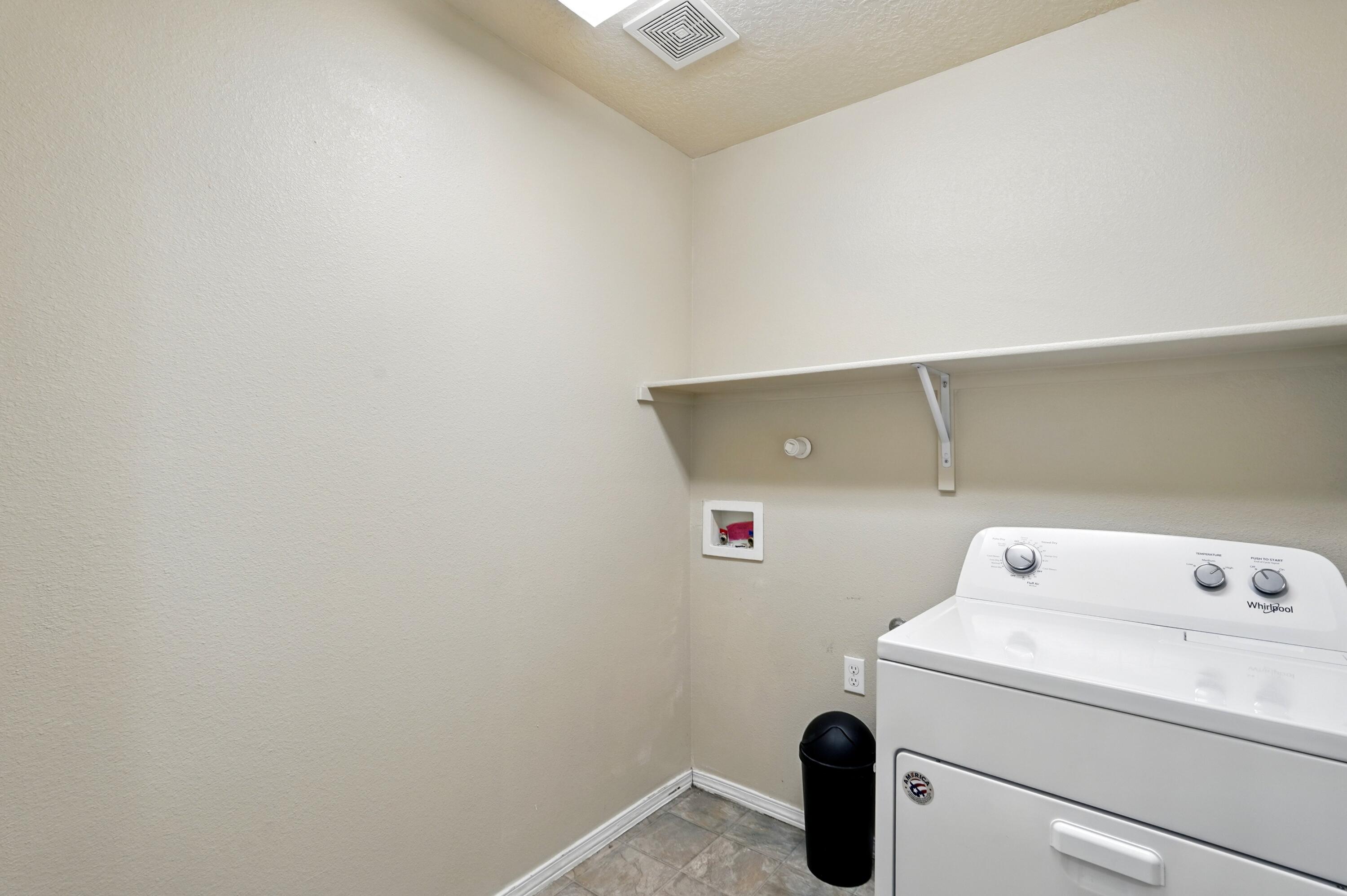 3615 BUCKSKIN Loop NE