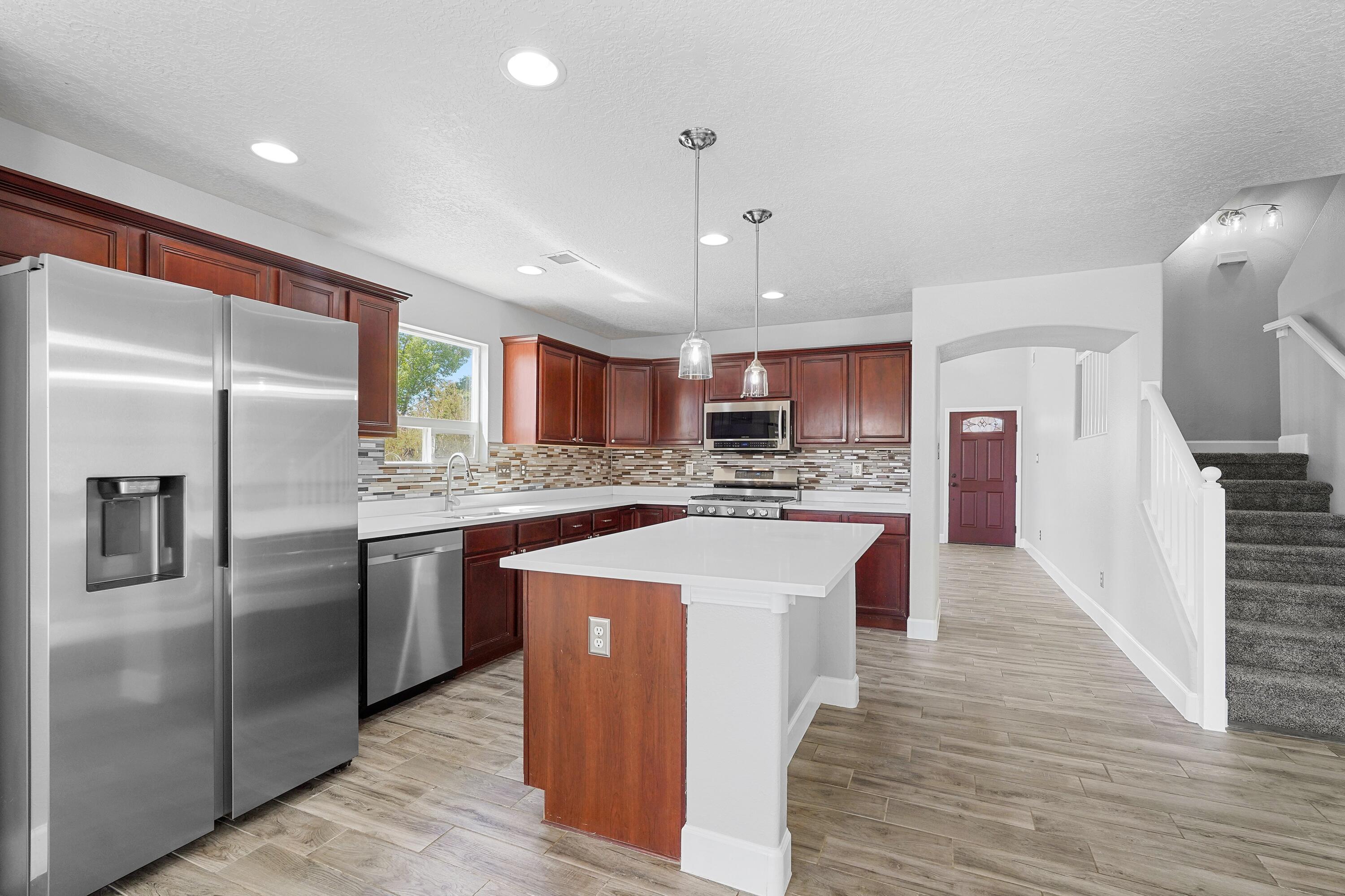 760 RAIN LILY Road SW