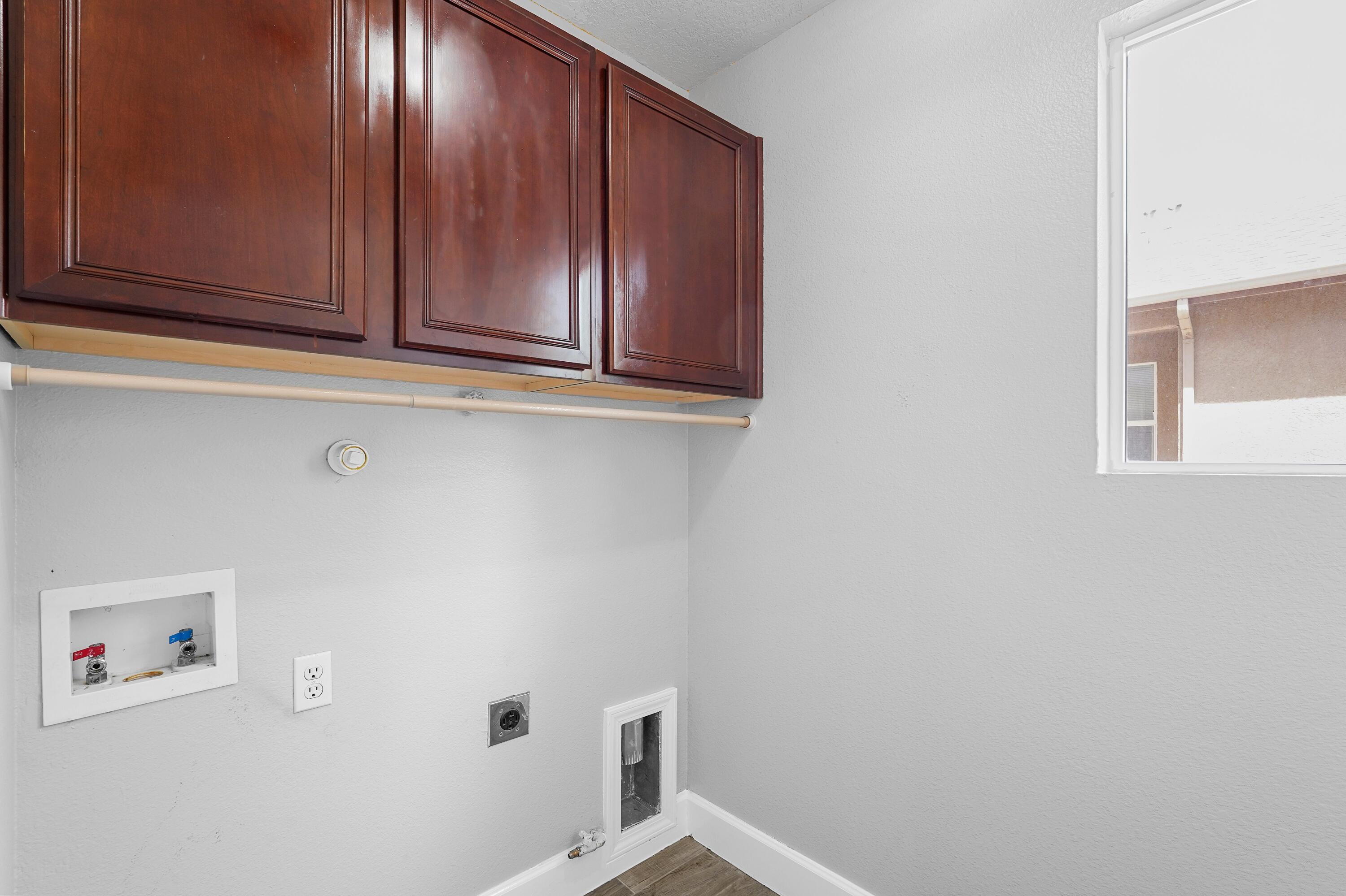 760 RAIN LILY Road SW