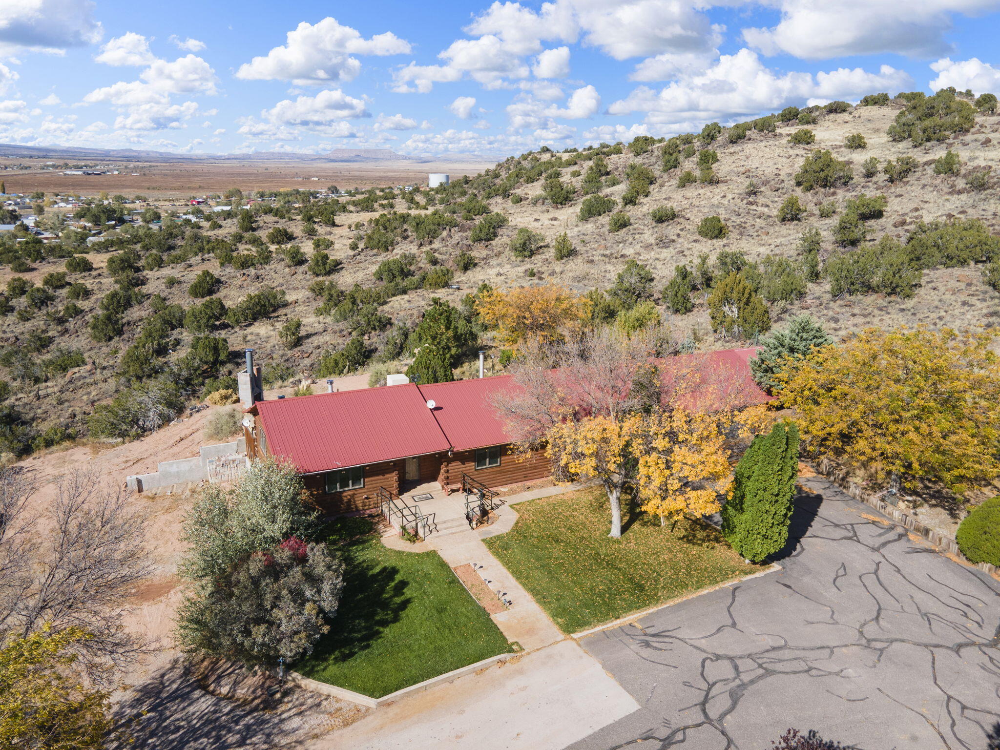 515 HAYSTACK Place
