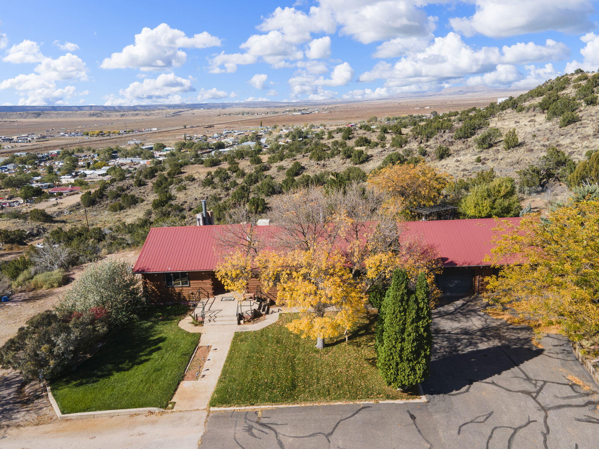 515 HAYSTACK Place