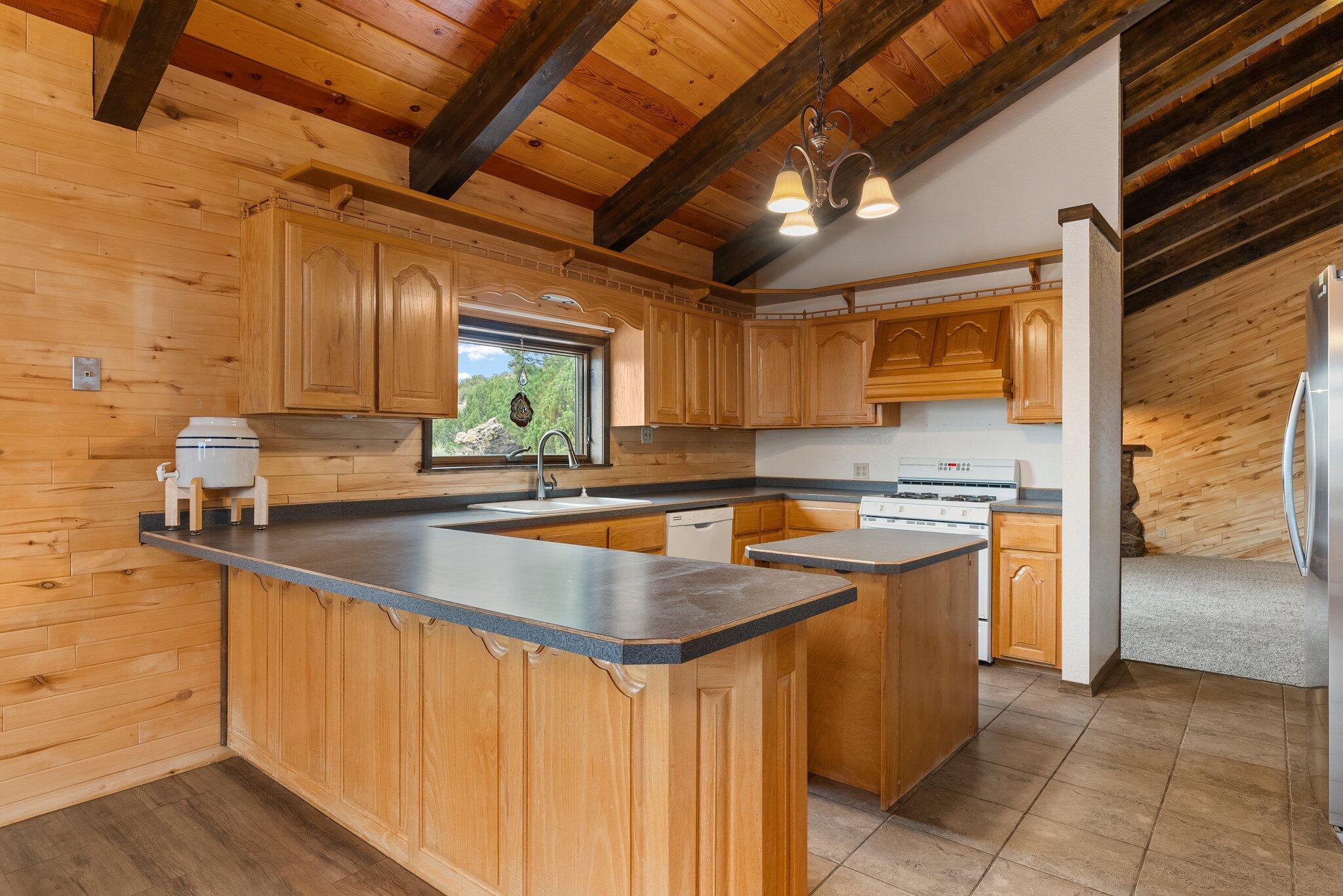 515 HAYSTACK Place