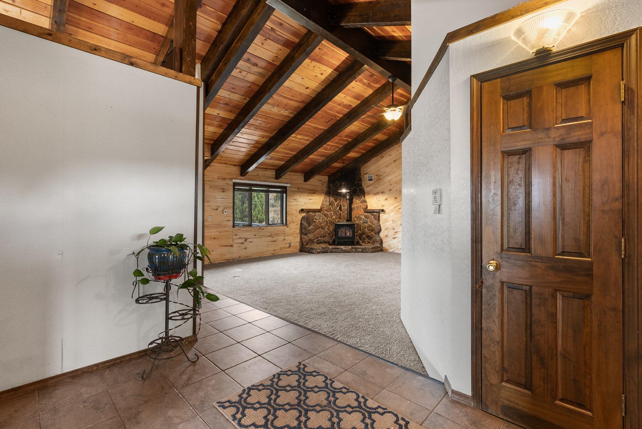515 HAYSTACK Place