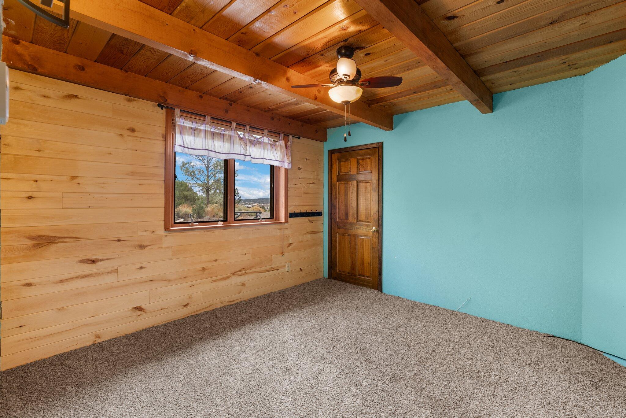 515 HAYSTACK Place