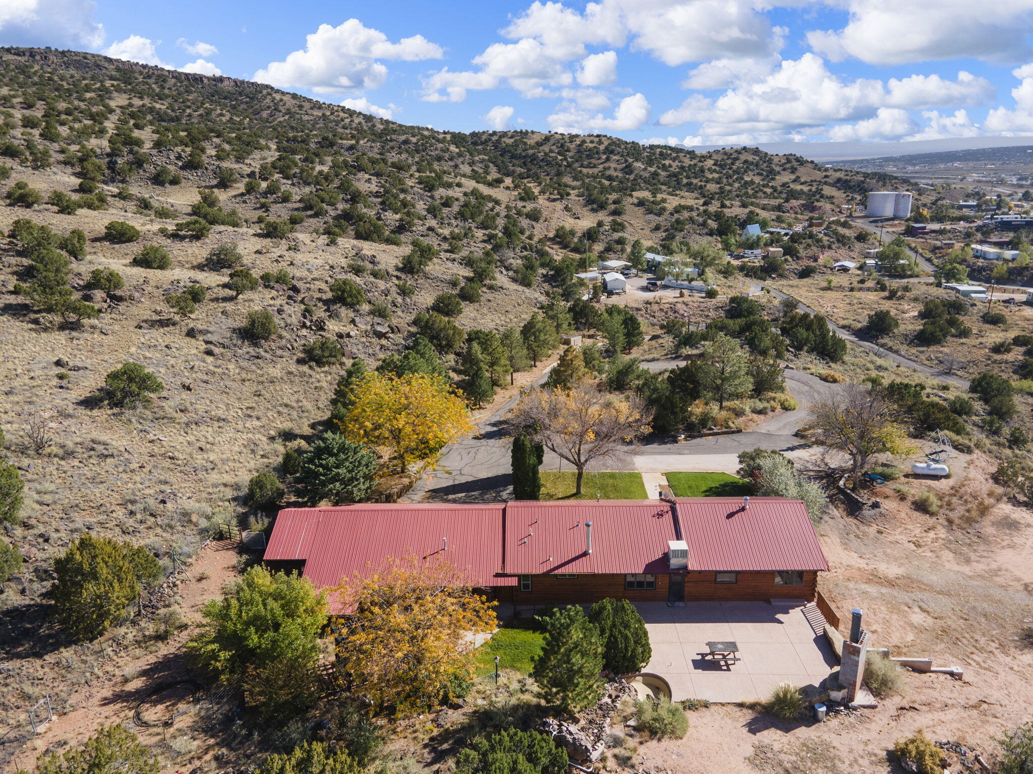 515 HAYSTACK Place