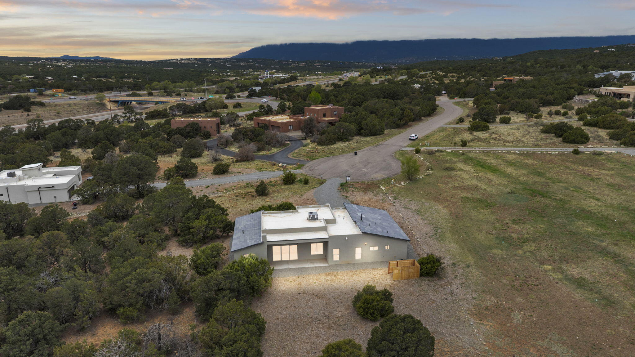 15 Meadowland Court