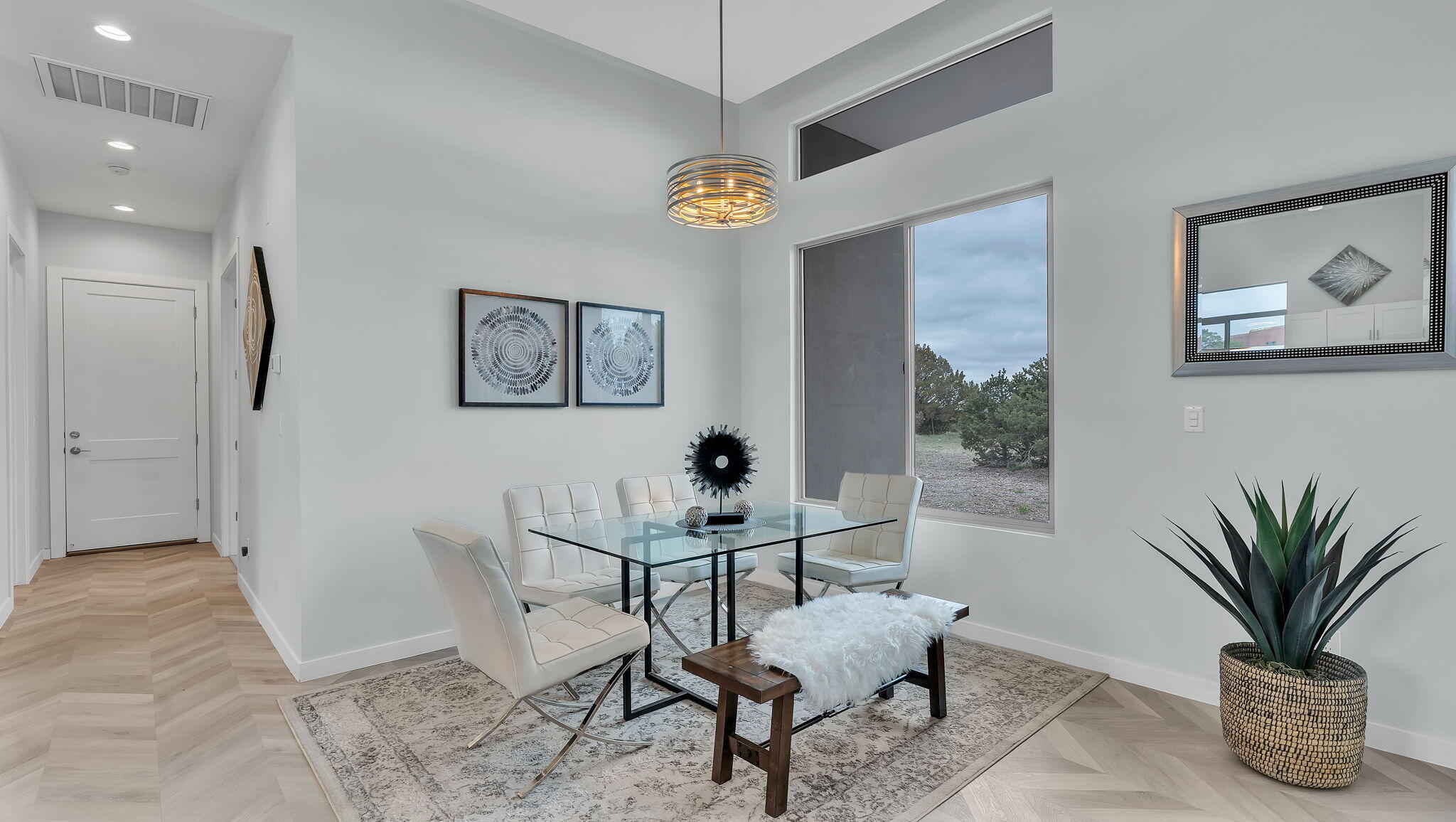 15 Meadowland Court