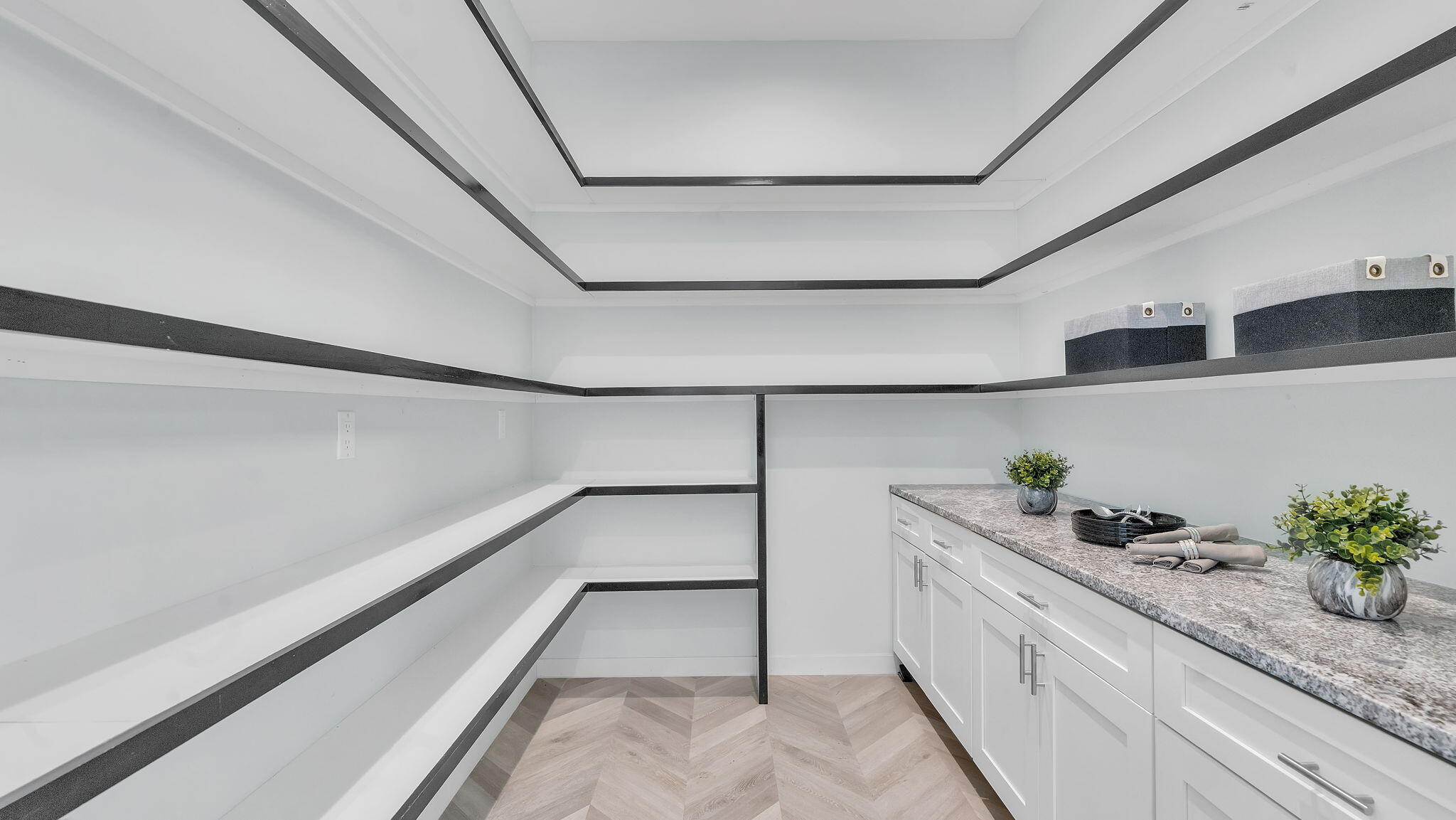 15 Meadowland Court