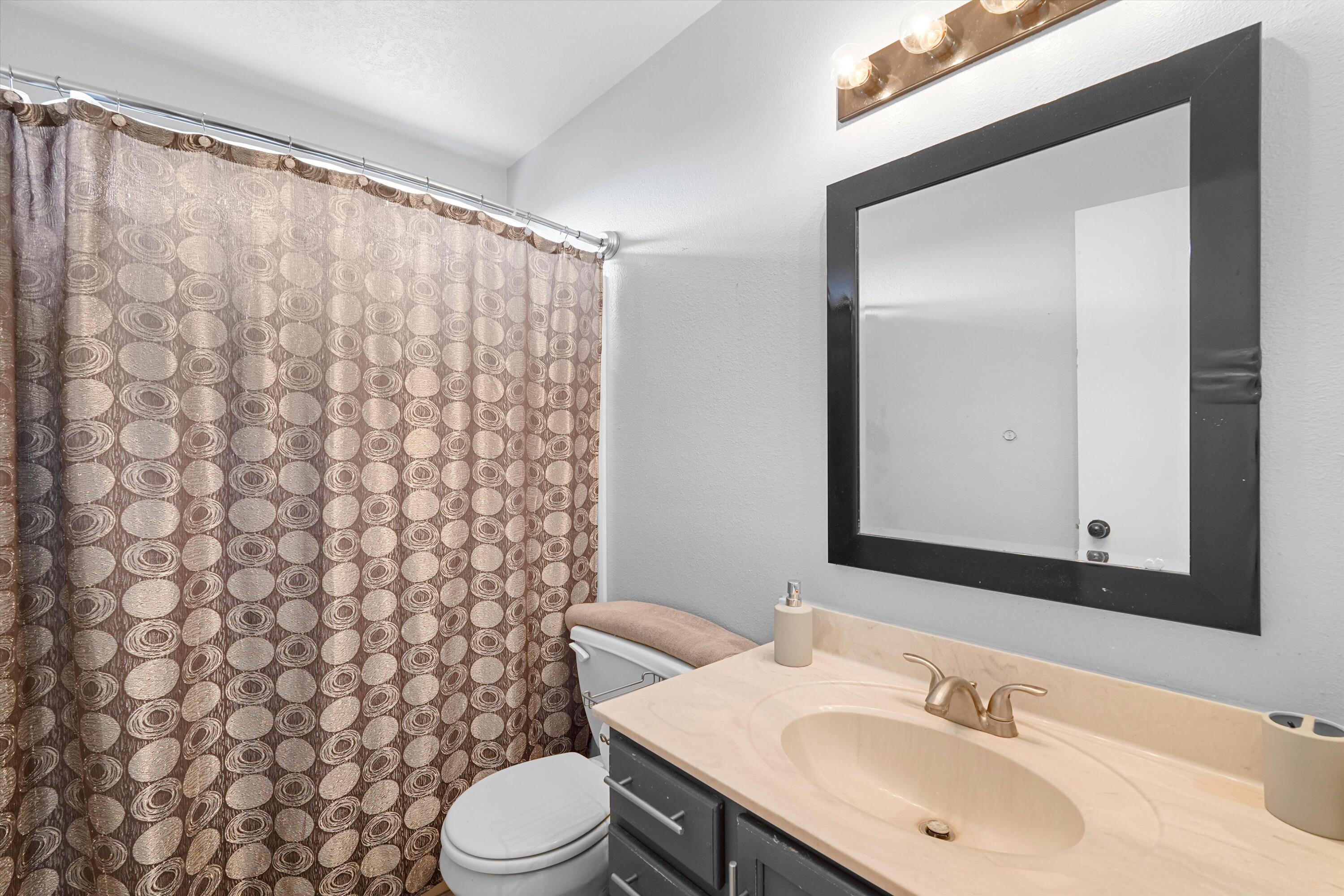 656 COTTONTAIL Street SW