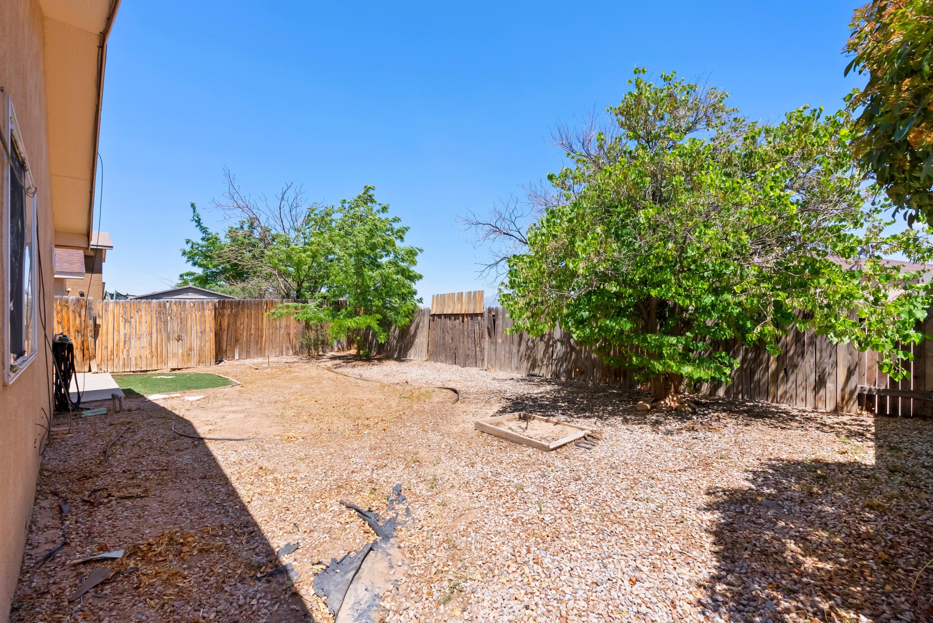 516 HARTMAN Drive SW