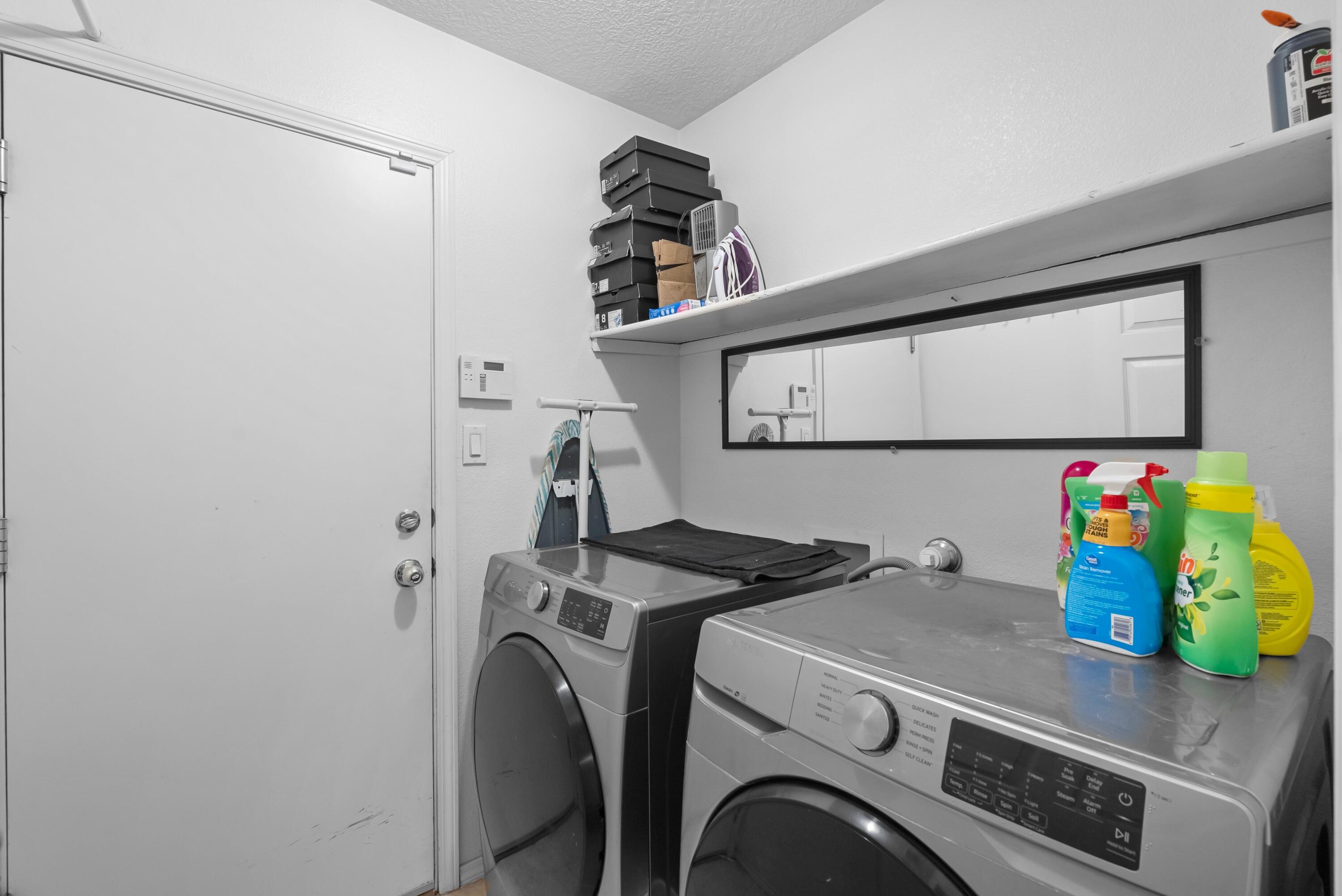 516 HARTMAN Drive SW