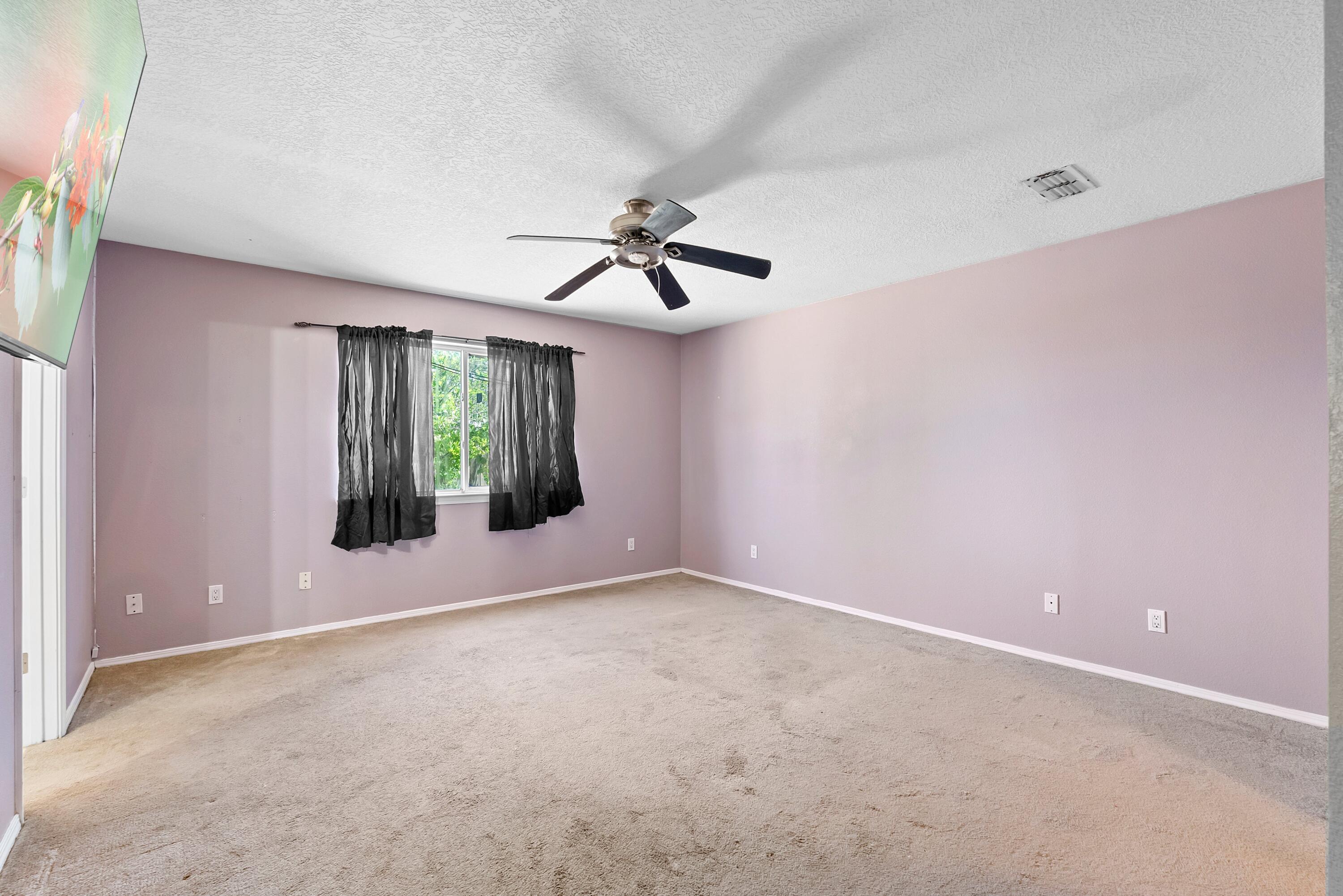 516 HARTMAN Drive SW