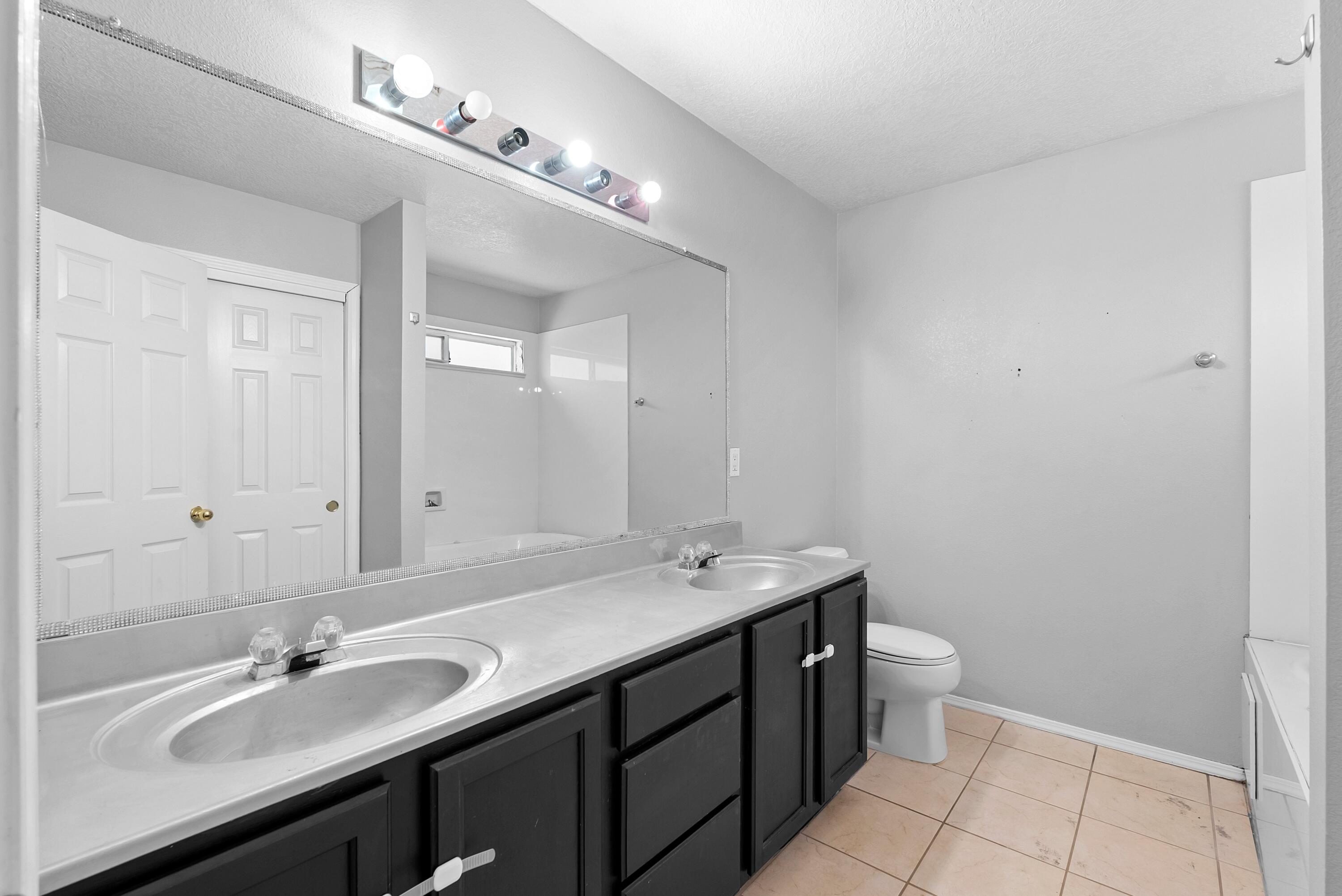 516 HARTMAN Drive SW