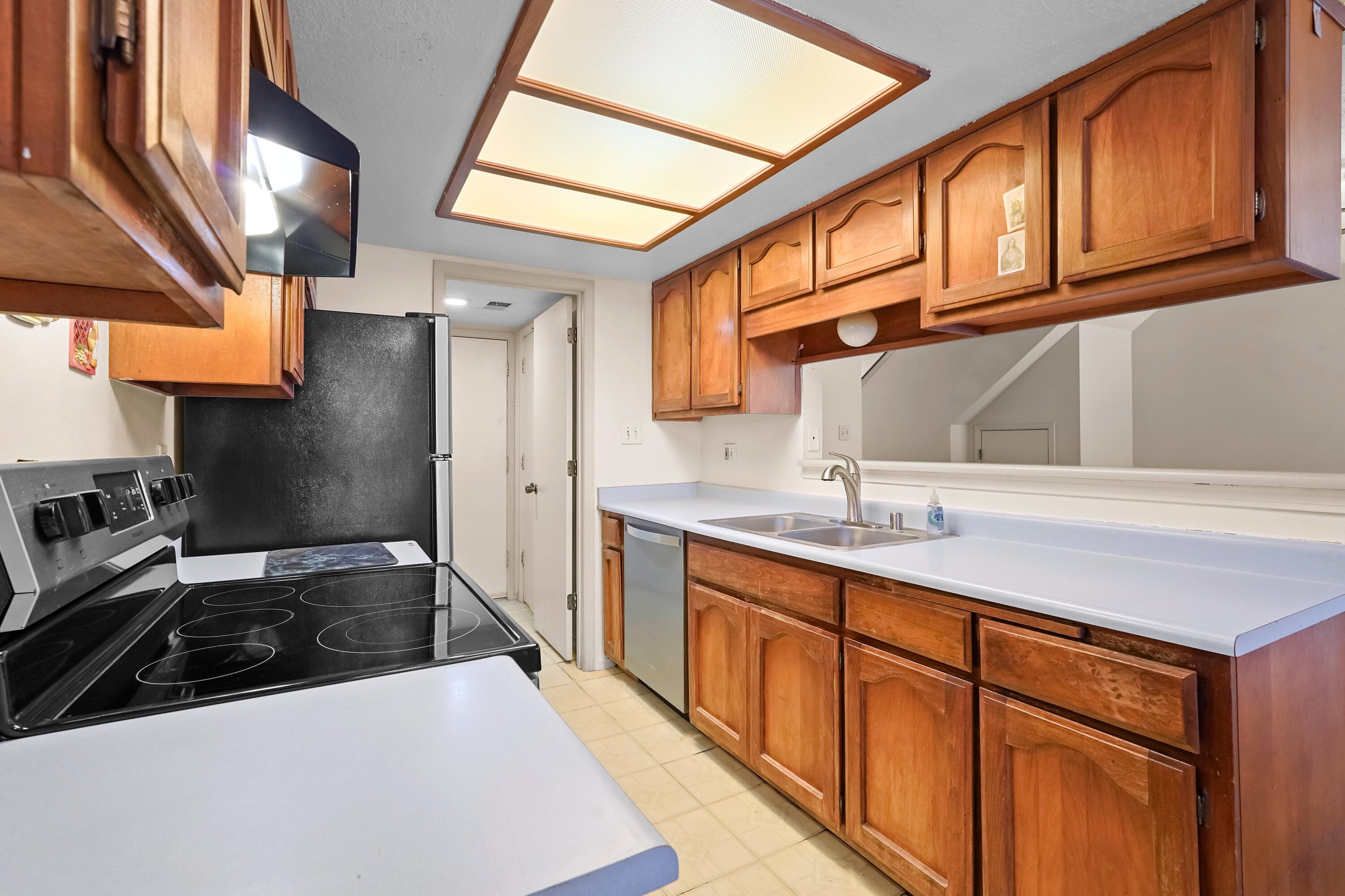 2826 BRIGHT STAR Drive NW