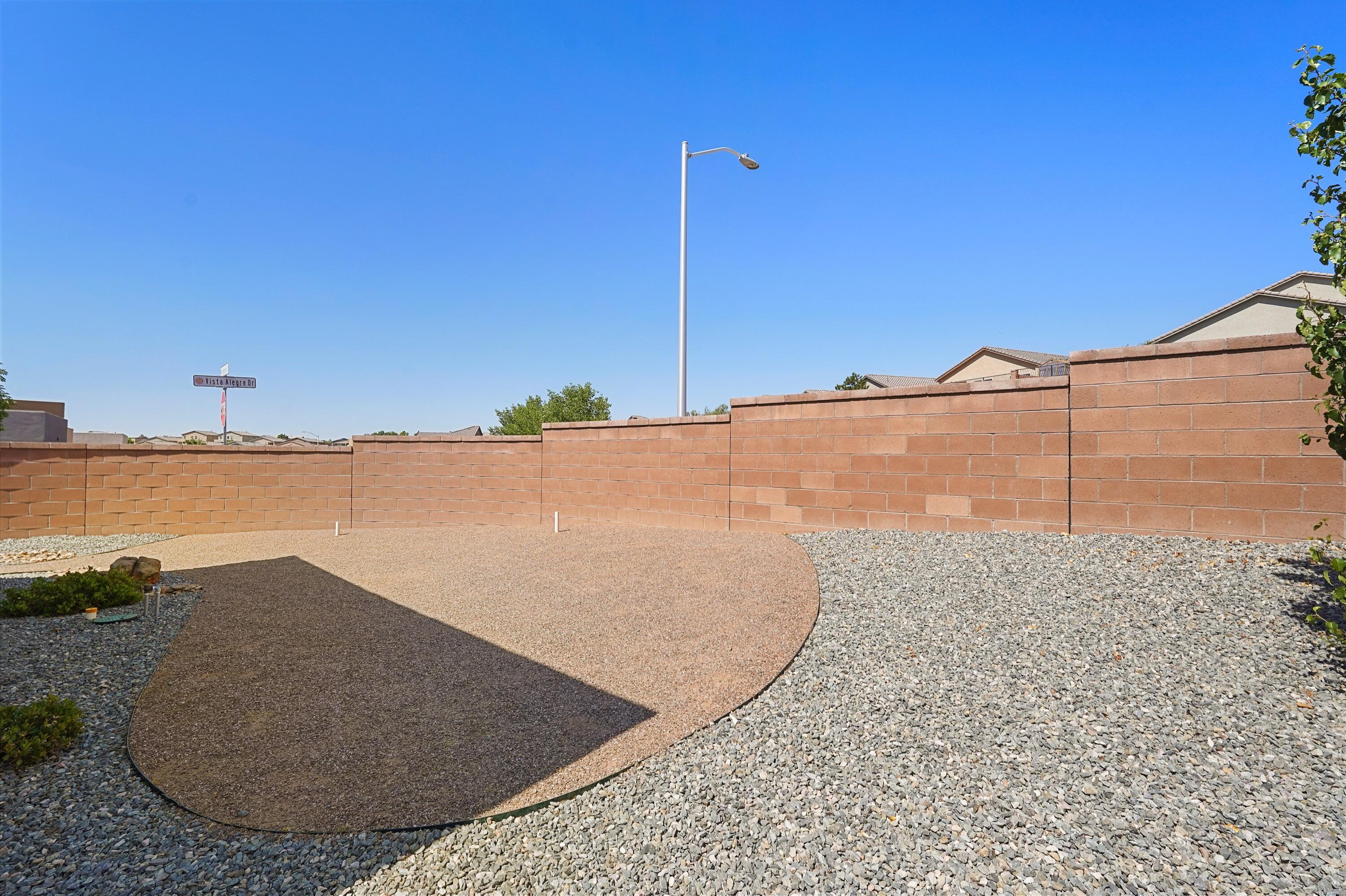 1672 TIERRA VERDE Loop