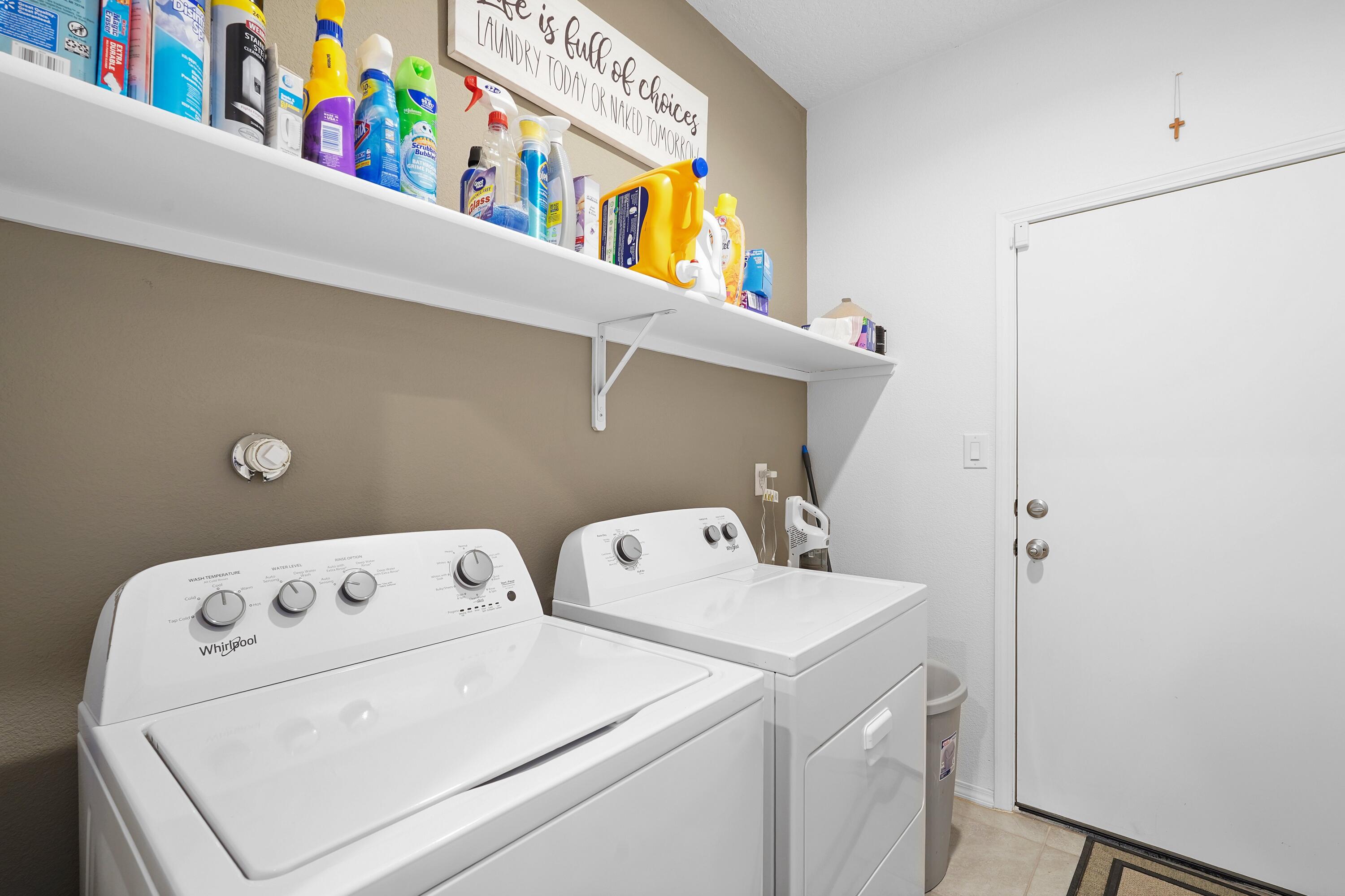 1672 TIERRA VERDE Loop