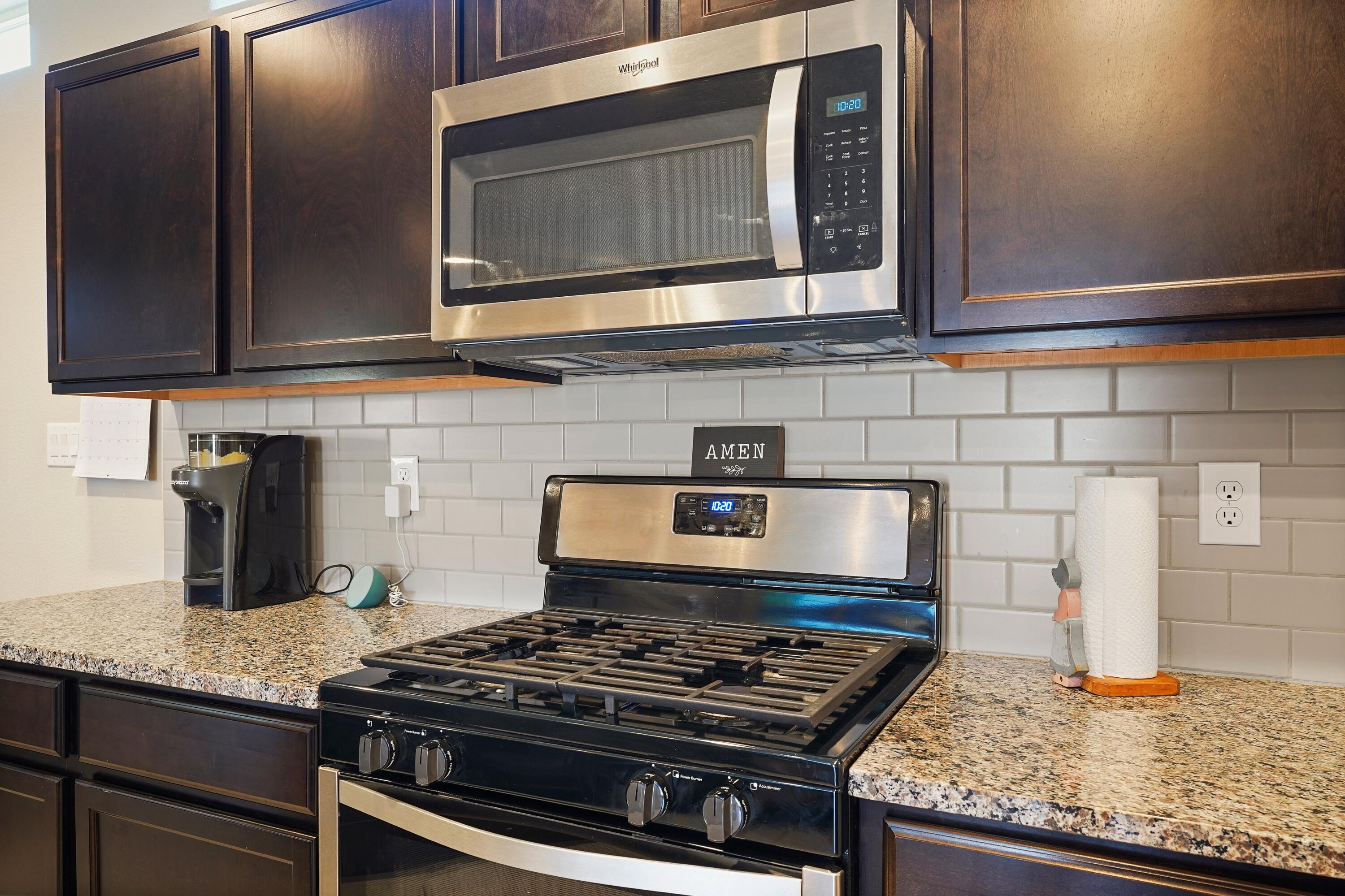 1672 TIERRA VERDE Loop