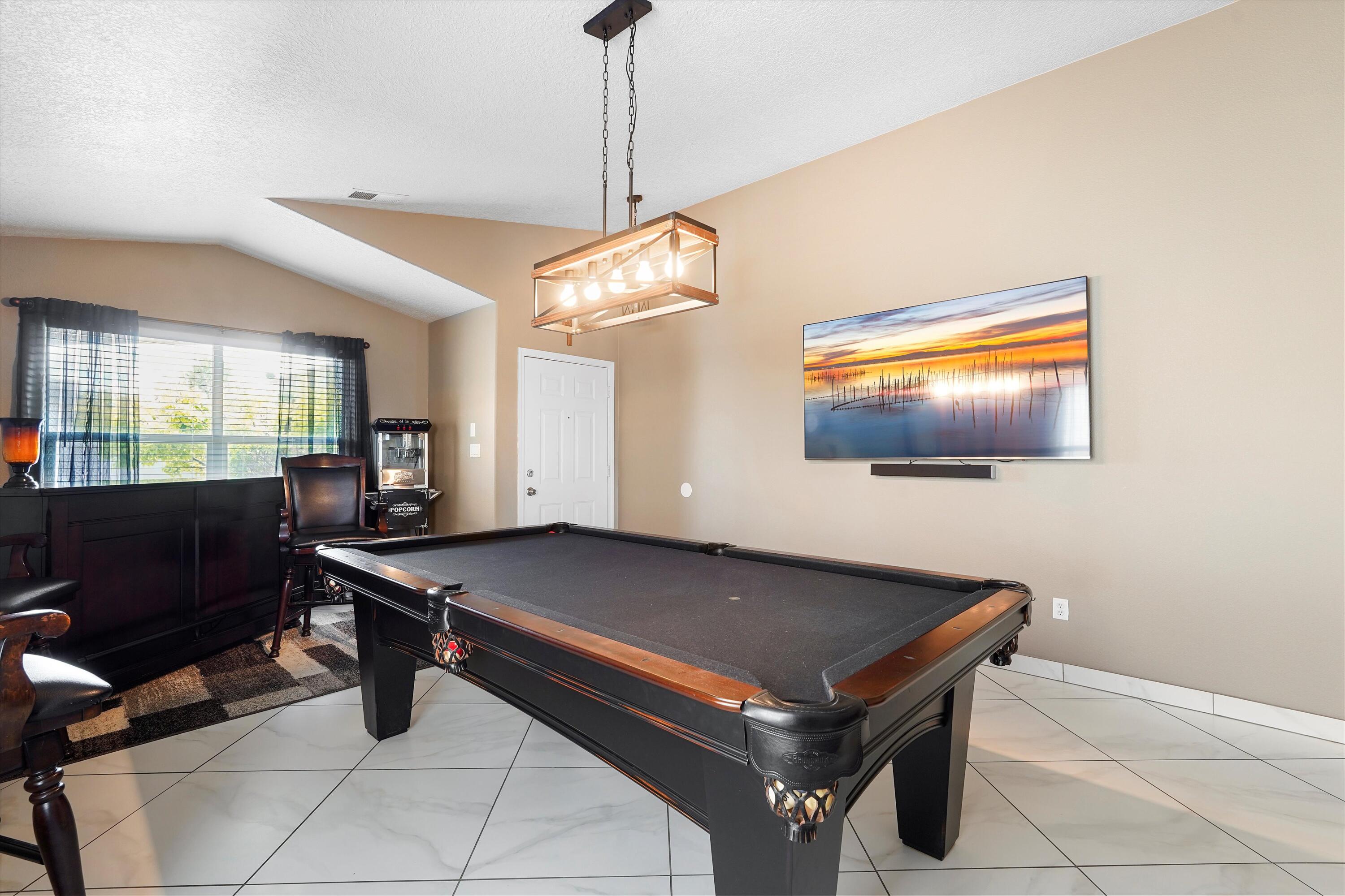 8031 CORN MOUNTAIN Place NW