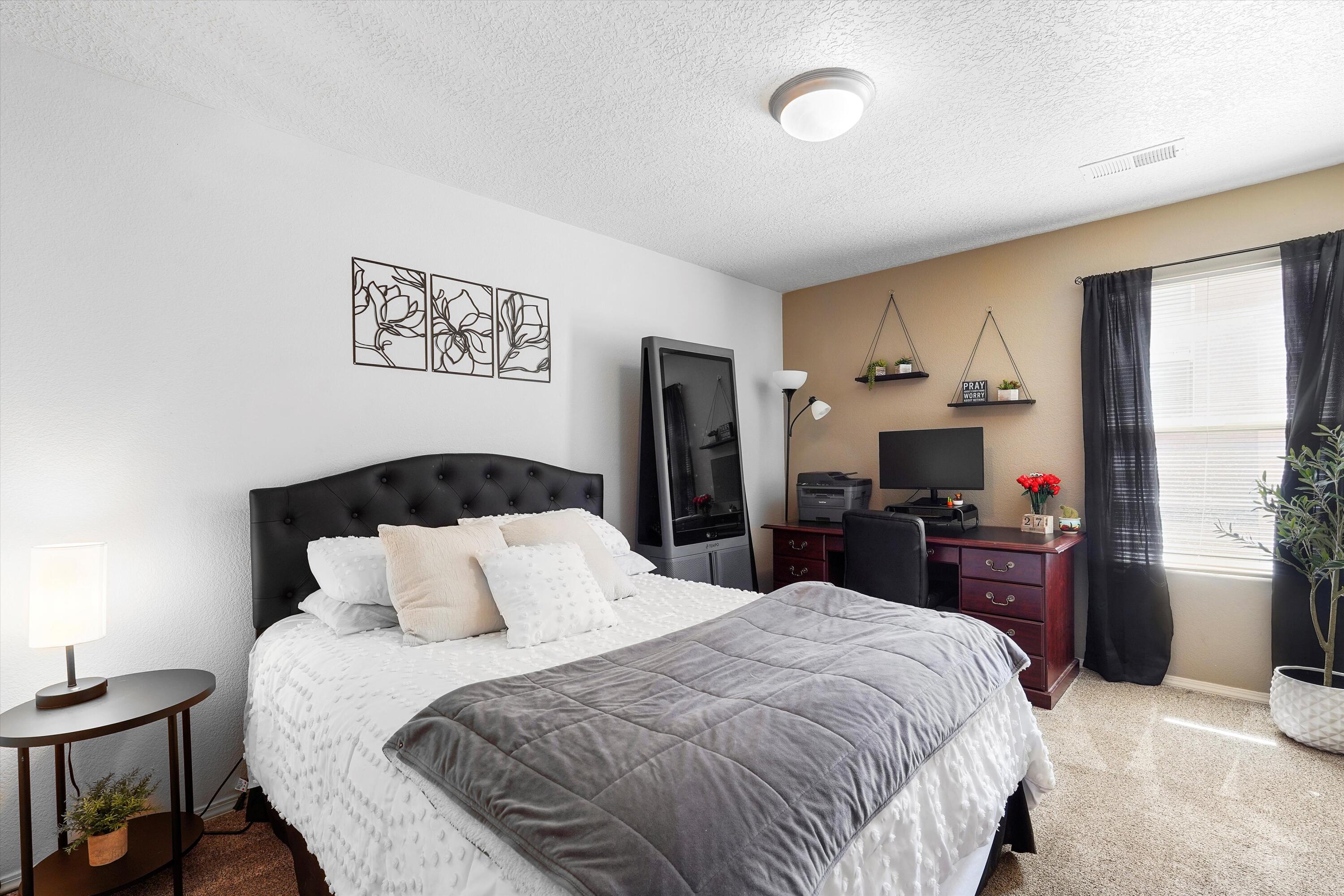 8031 CORN MOUNTAIN Place NW