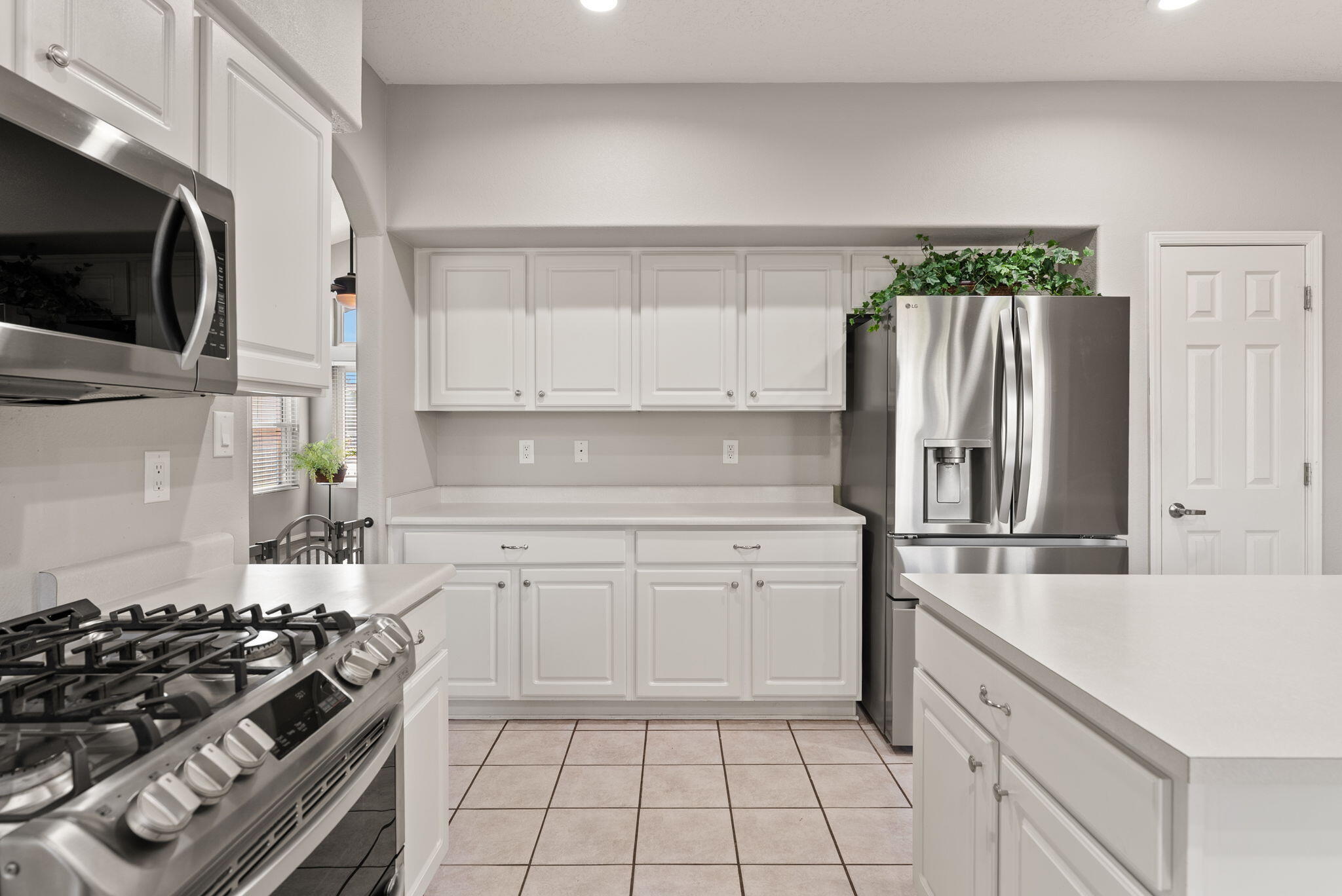 10904 SNOWBIRD Drive