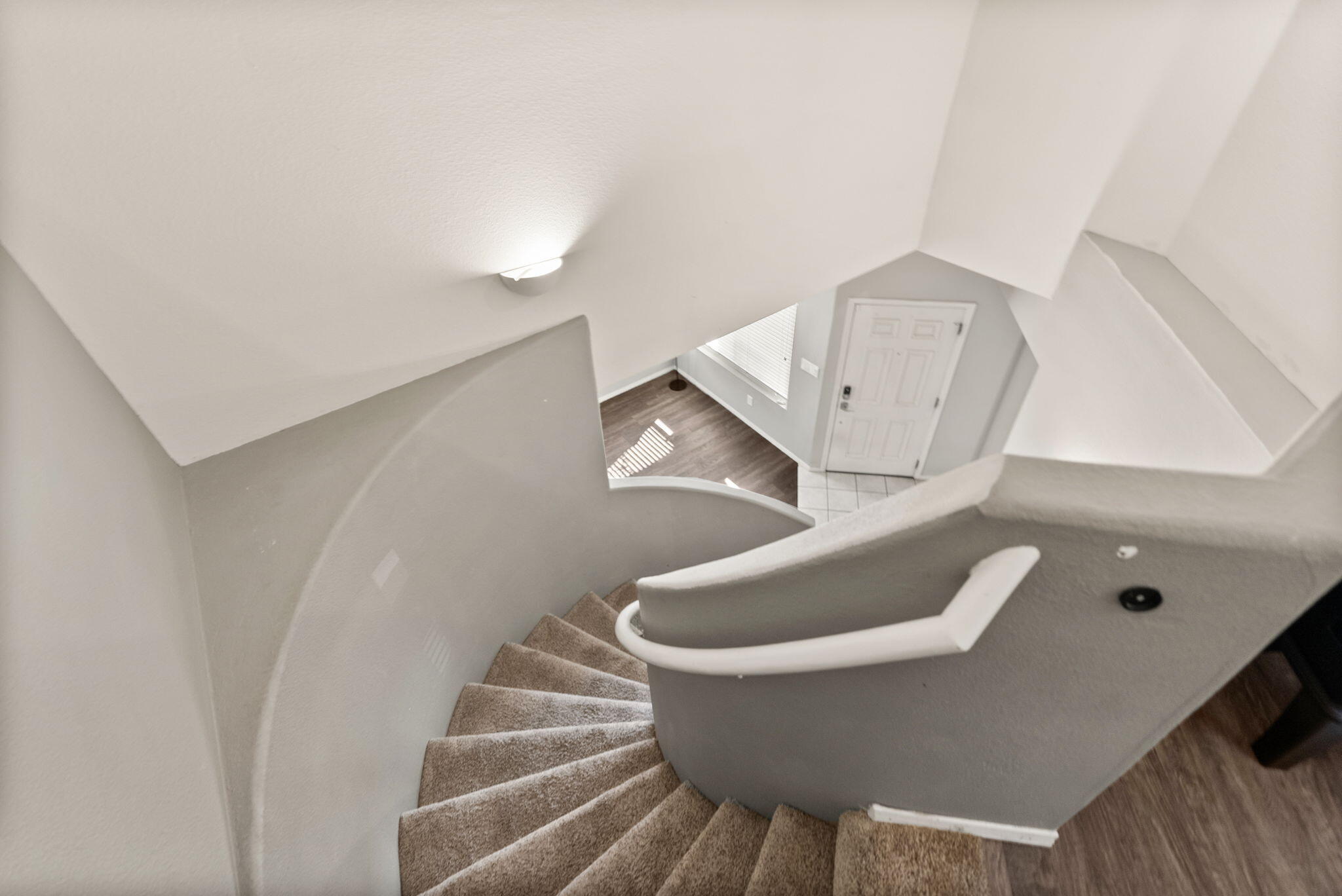 10904 SNOWBIRD Drive