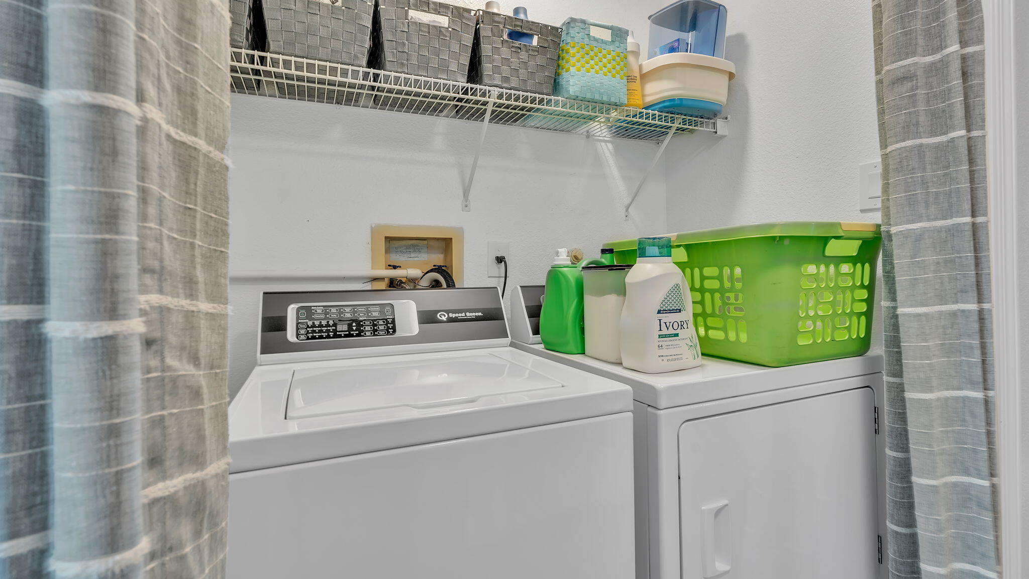 1093 CAMINO DEL REY Drive