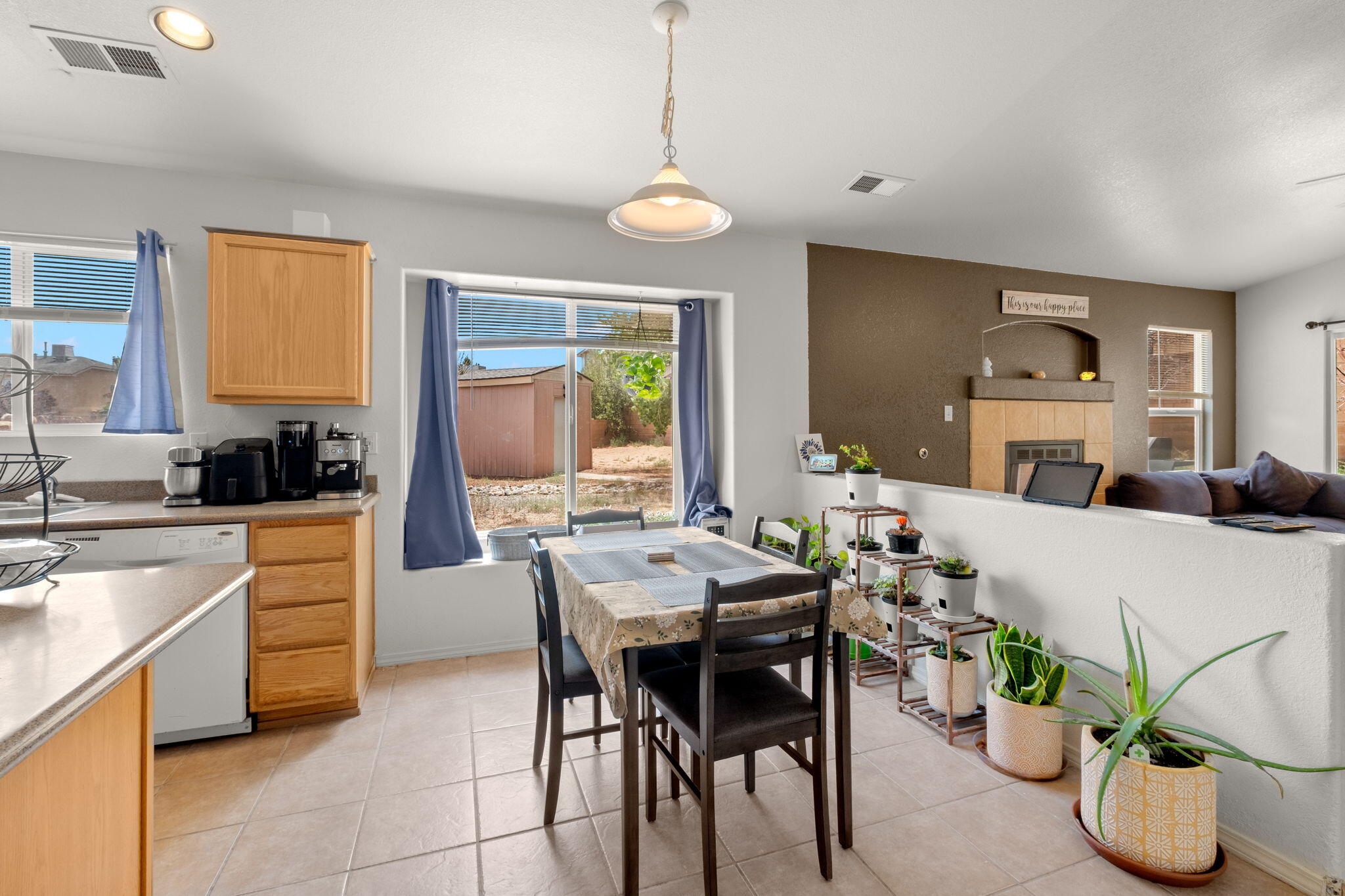 509 SUNNY MEADOWS Drive NE