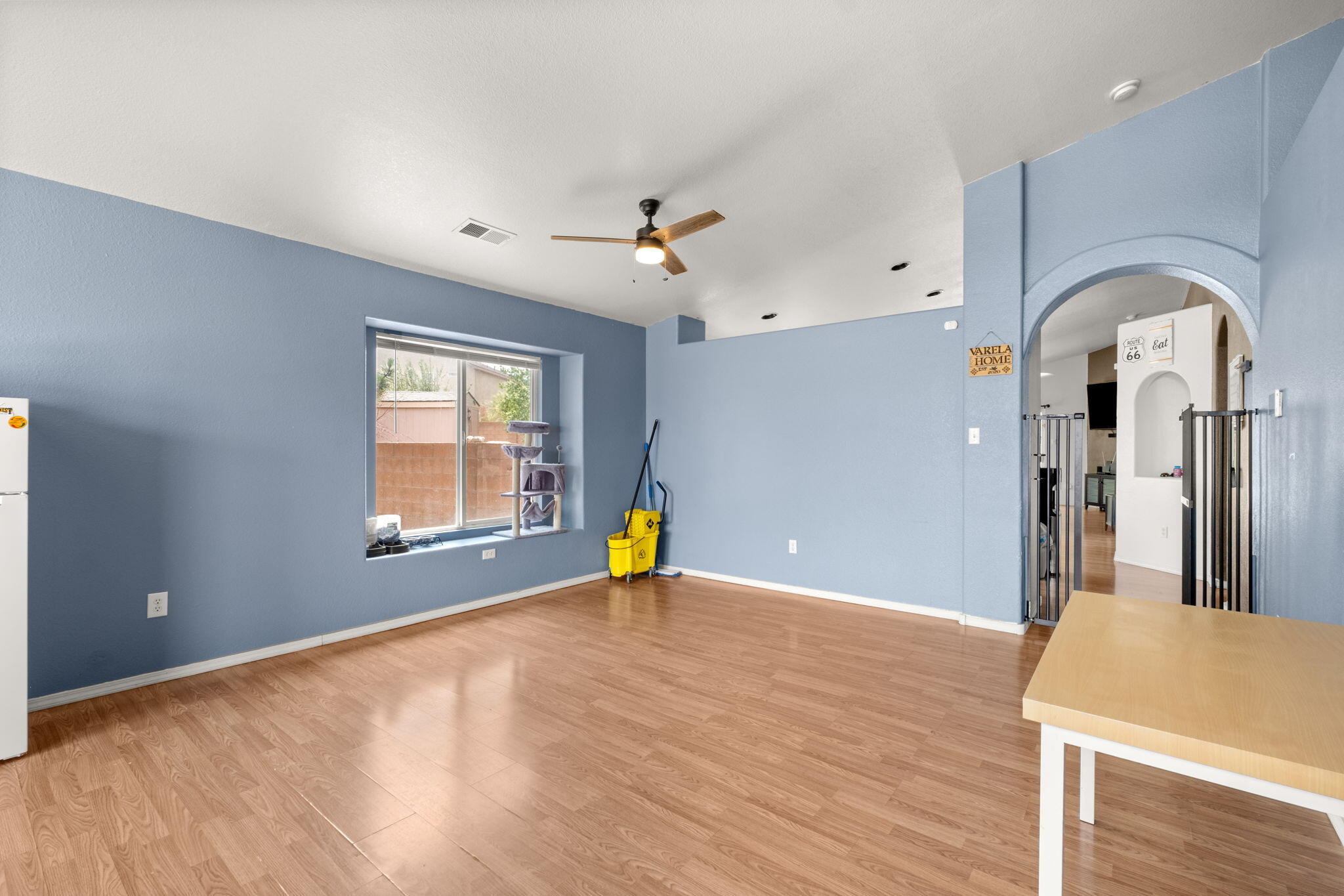 509 SUNNY MEADOWS Drive NE