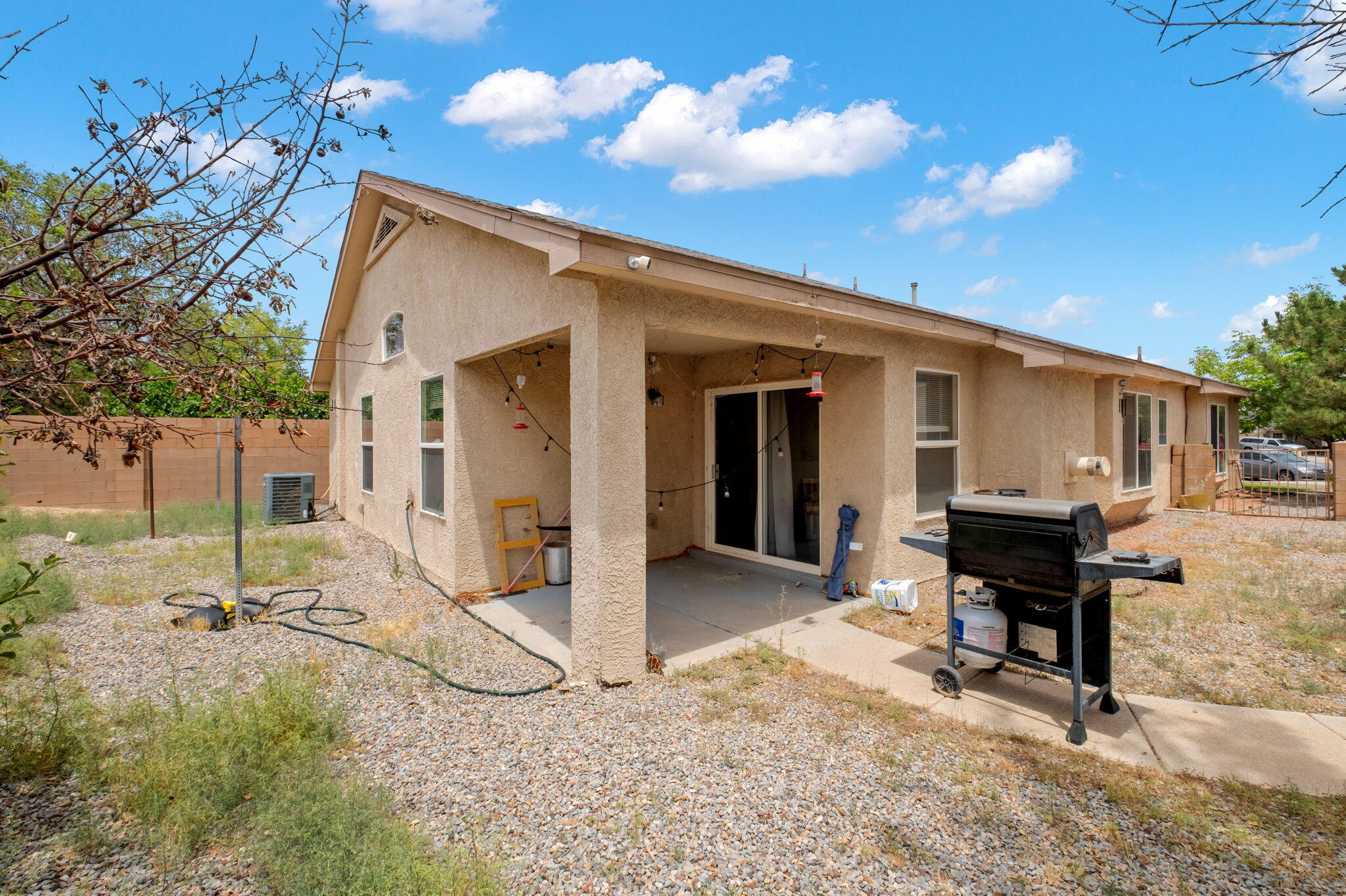 509 SUNNY MEADOWS Drive NE