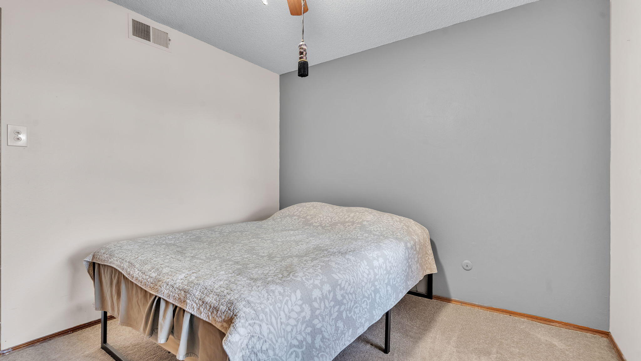 616 PARKSIDE Place SE