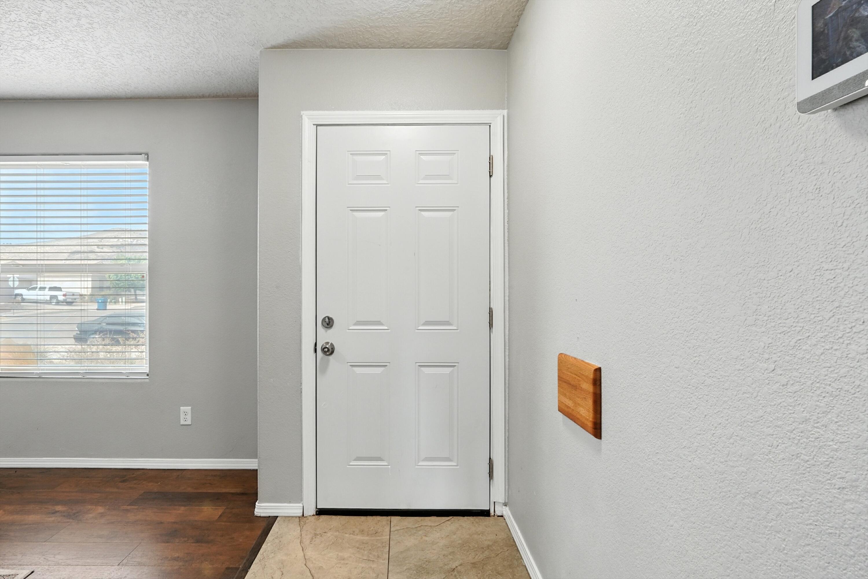 750 CREEKSIDE Avenue SW