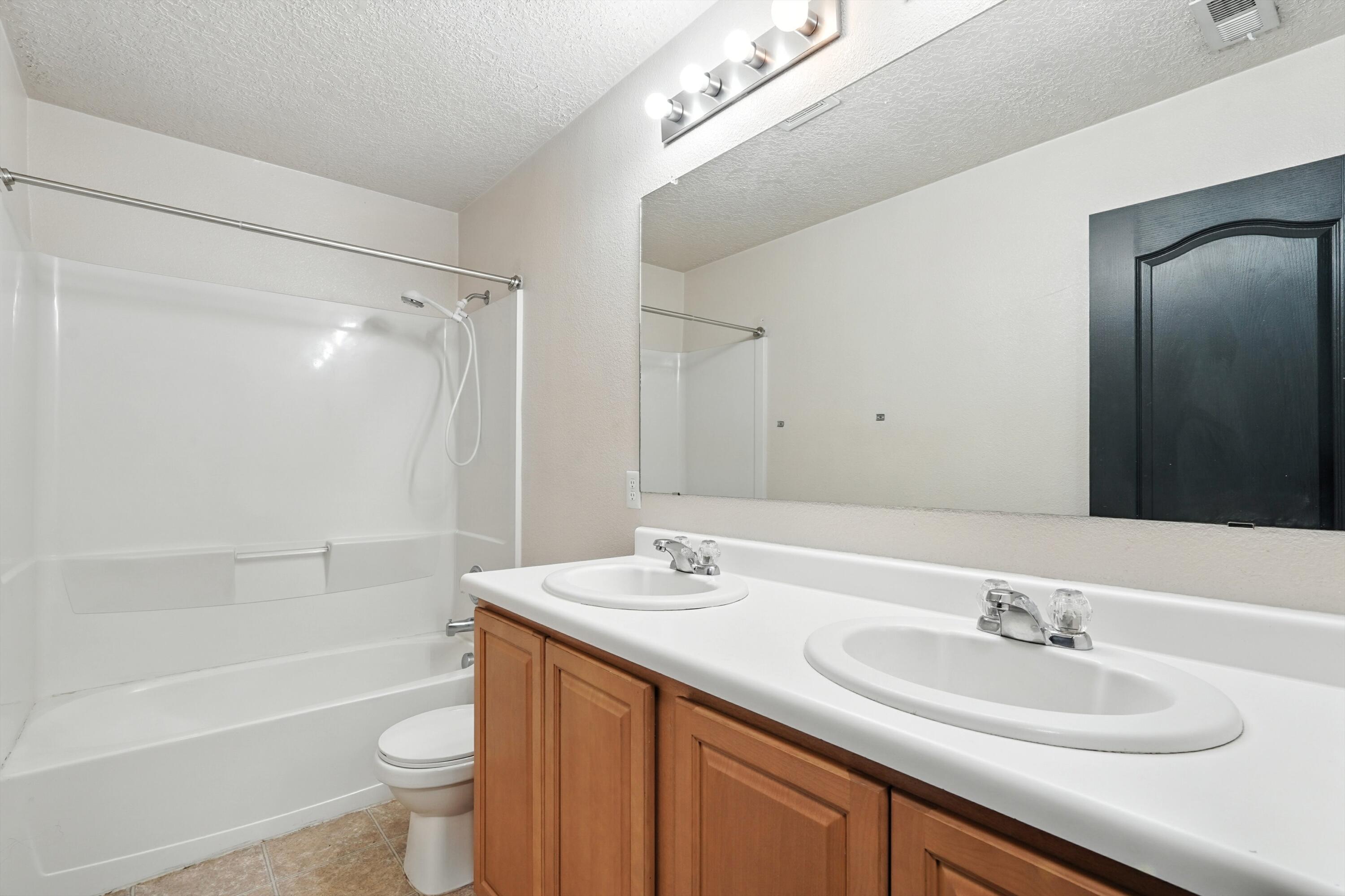 750 CREEKSIDE Avenue SW