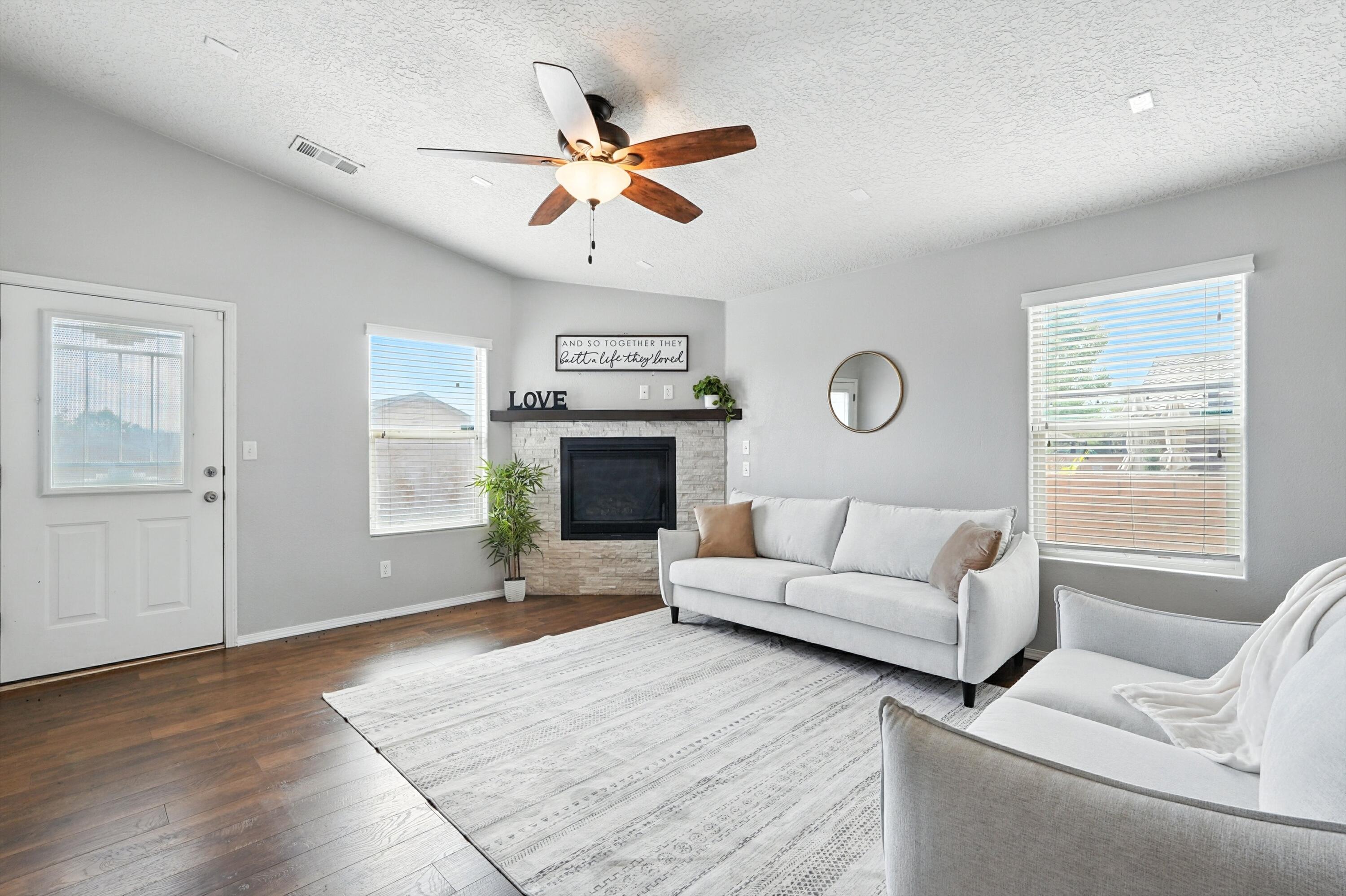 750 CREEKSIDE Avenue SW