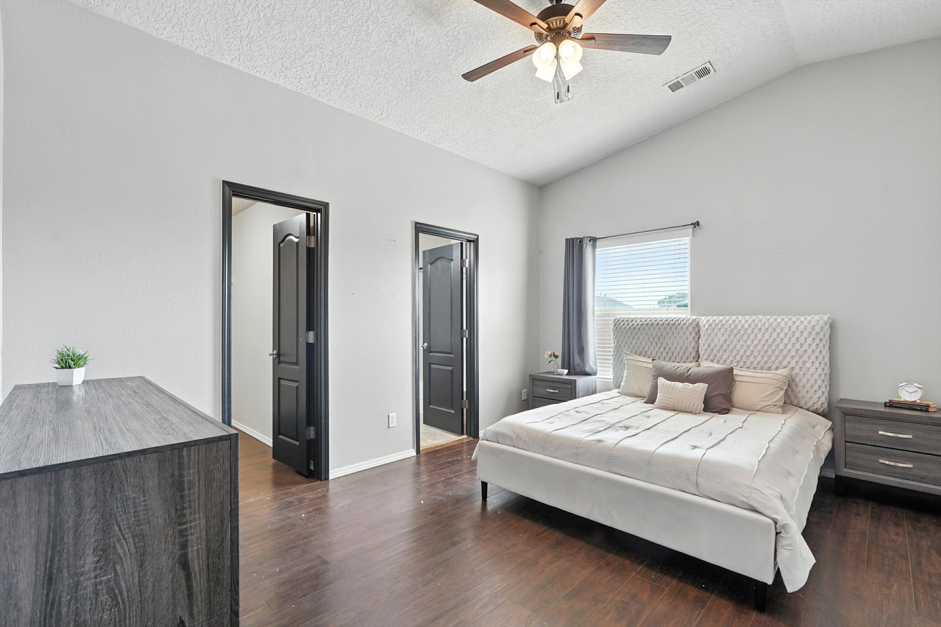 750 CREEKSIDE Avenue SW