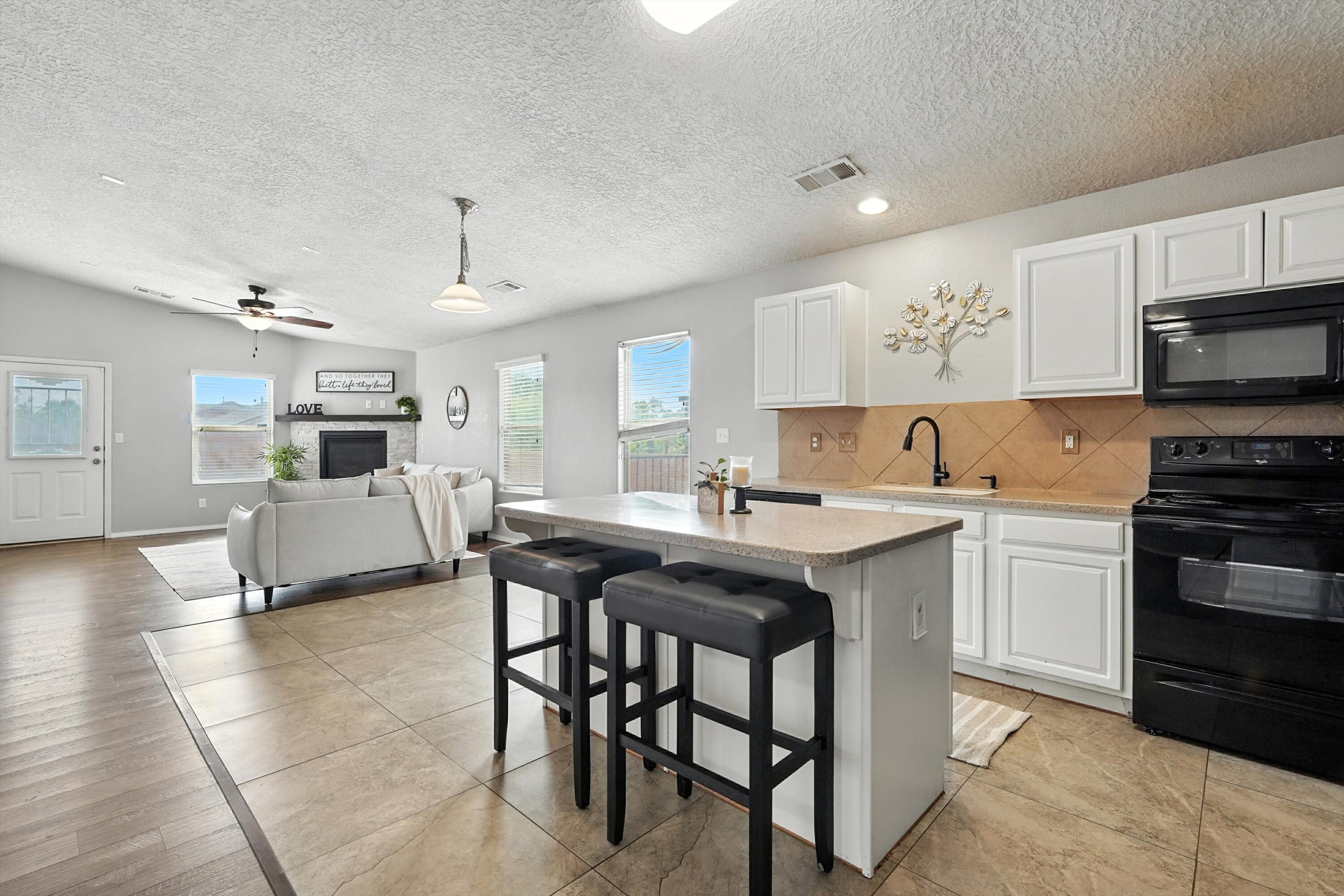 750 CREEKSIDE Avenue SW