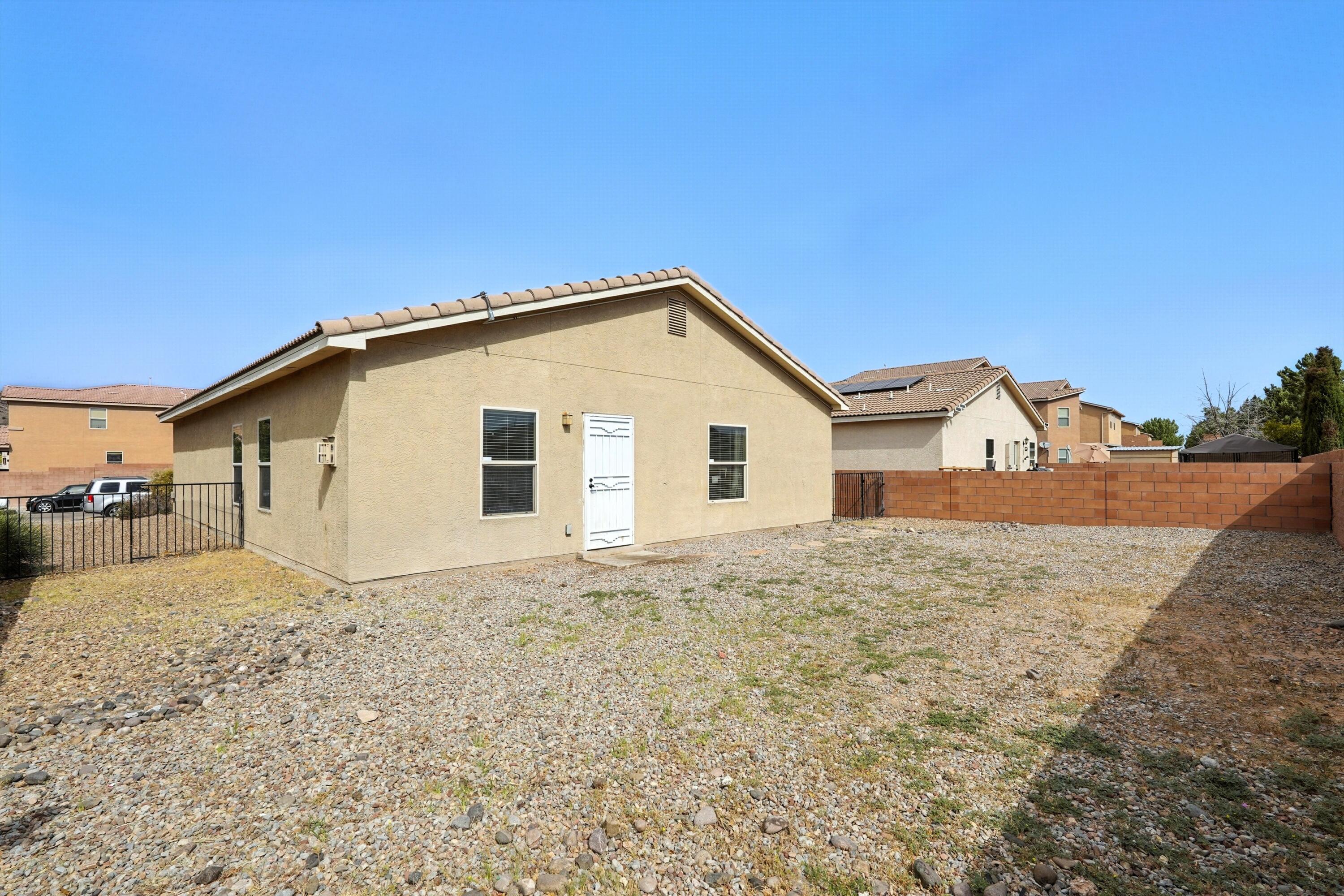 750 CREEKSIDE Avenue SW