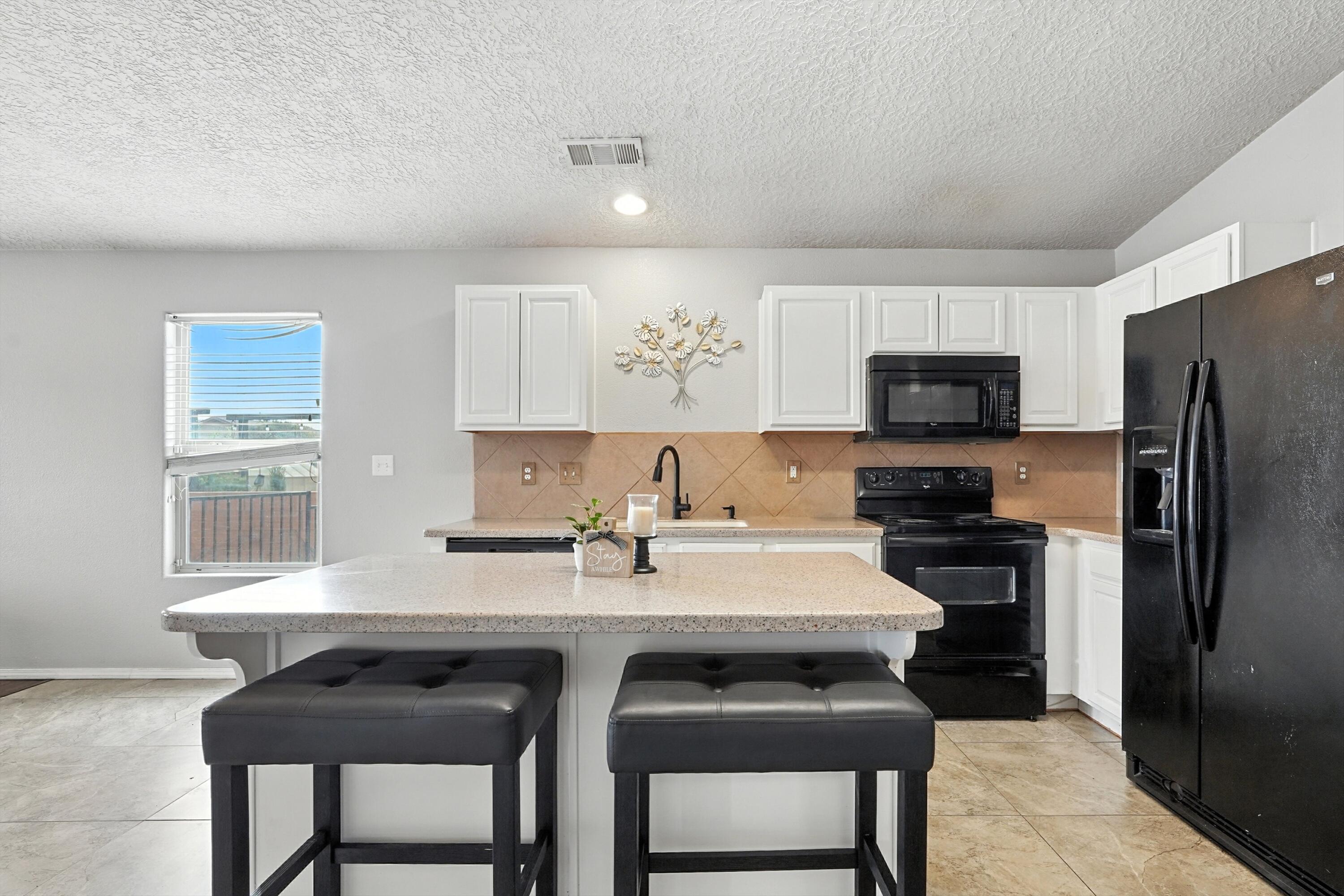 750 CREEKSIDE Avenue SW