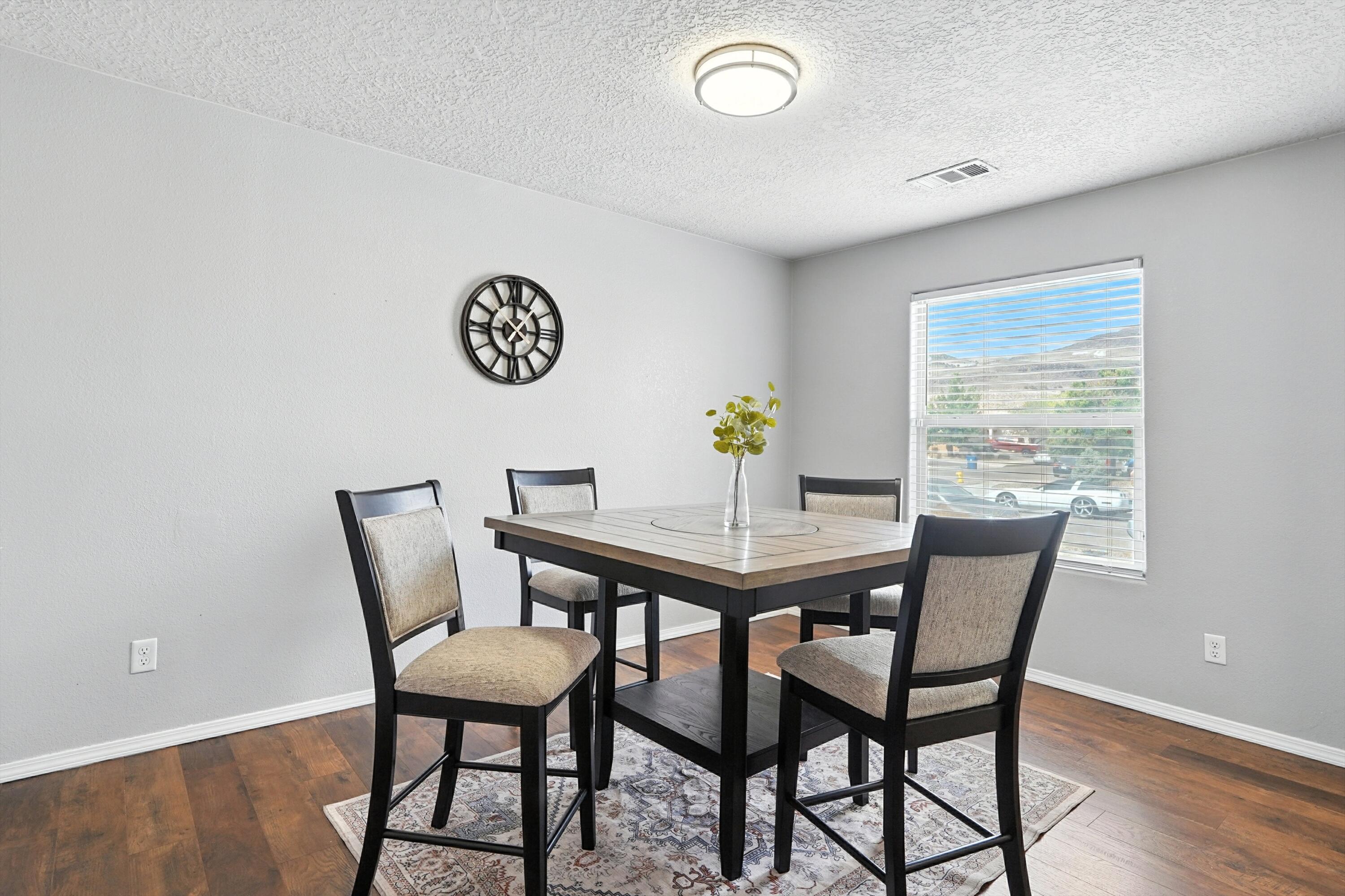 750 CREEKSIDE Avenue SW