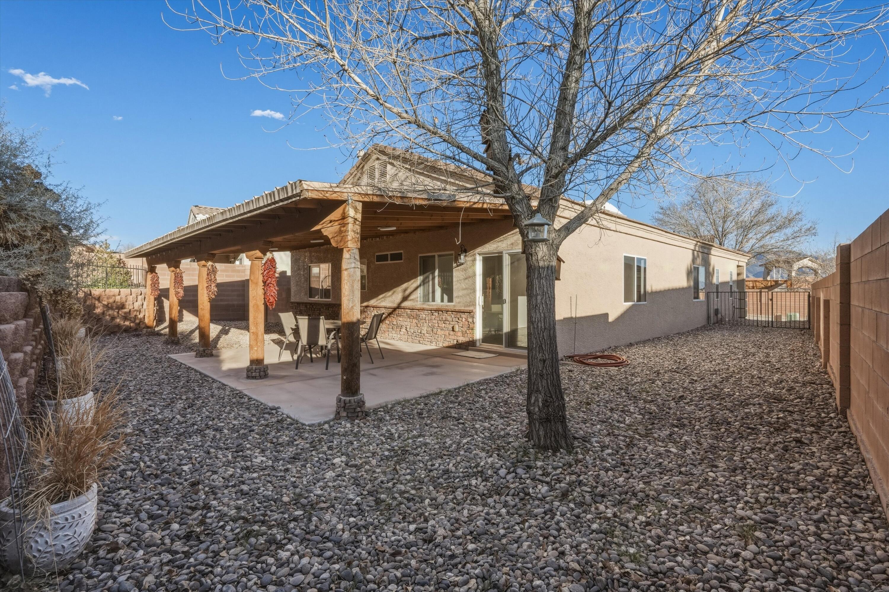 5405 CABALLO Court NE