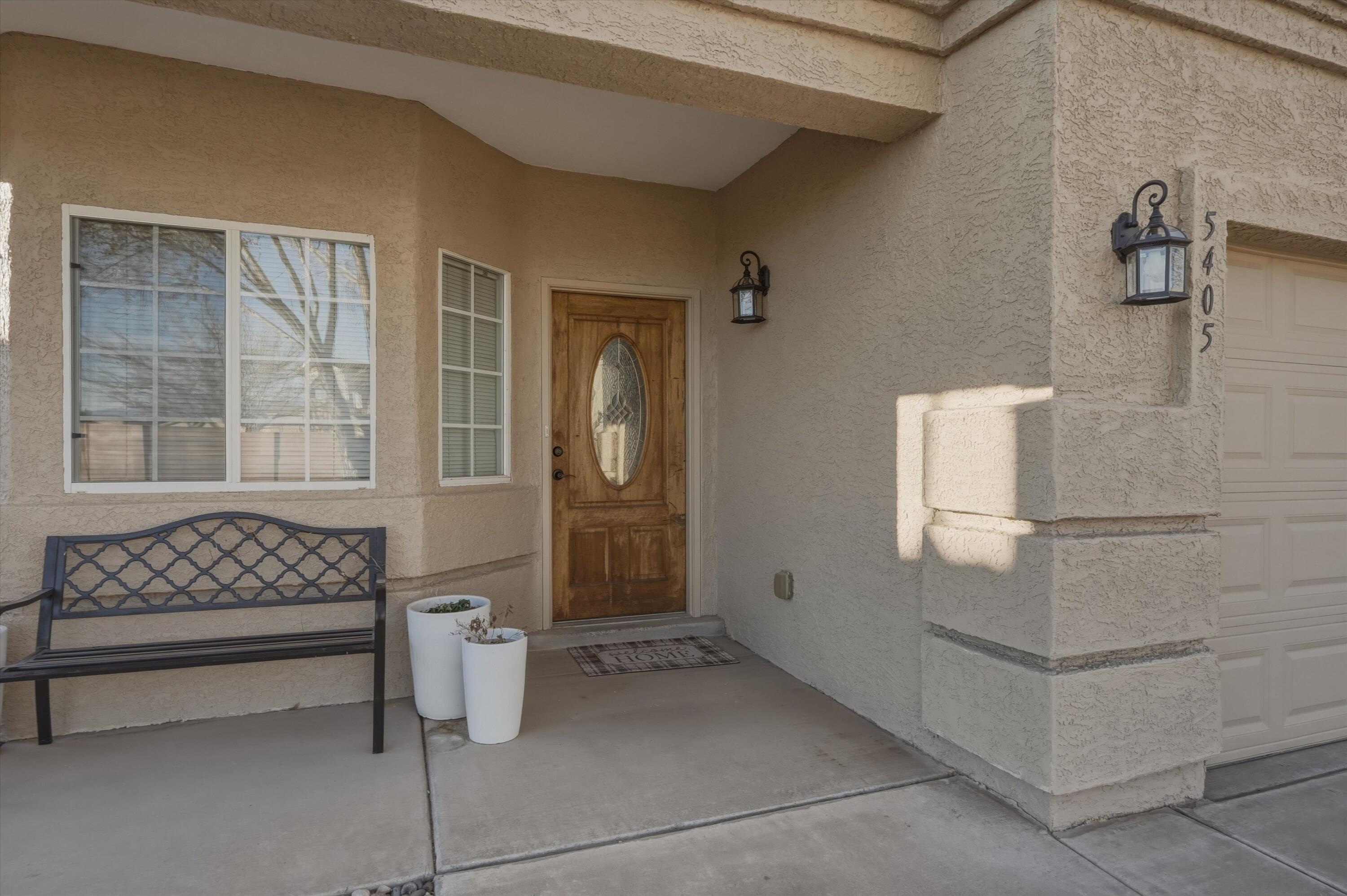 5405 CABALLO Court NE