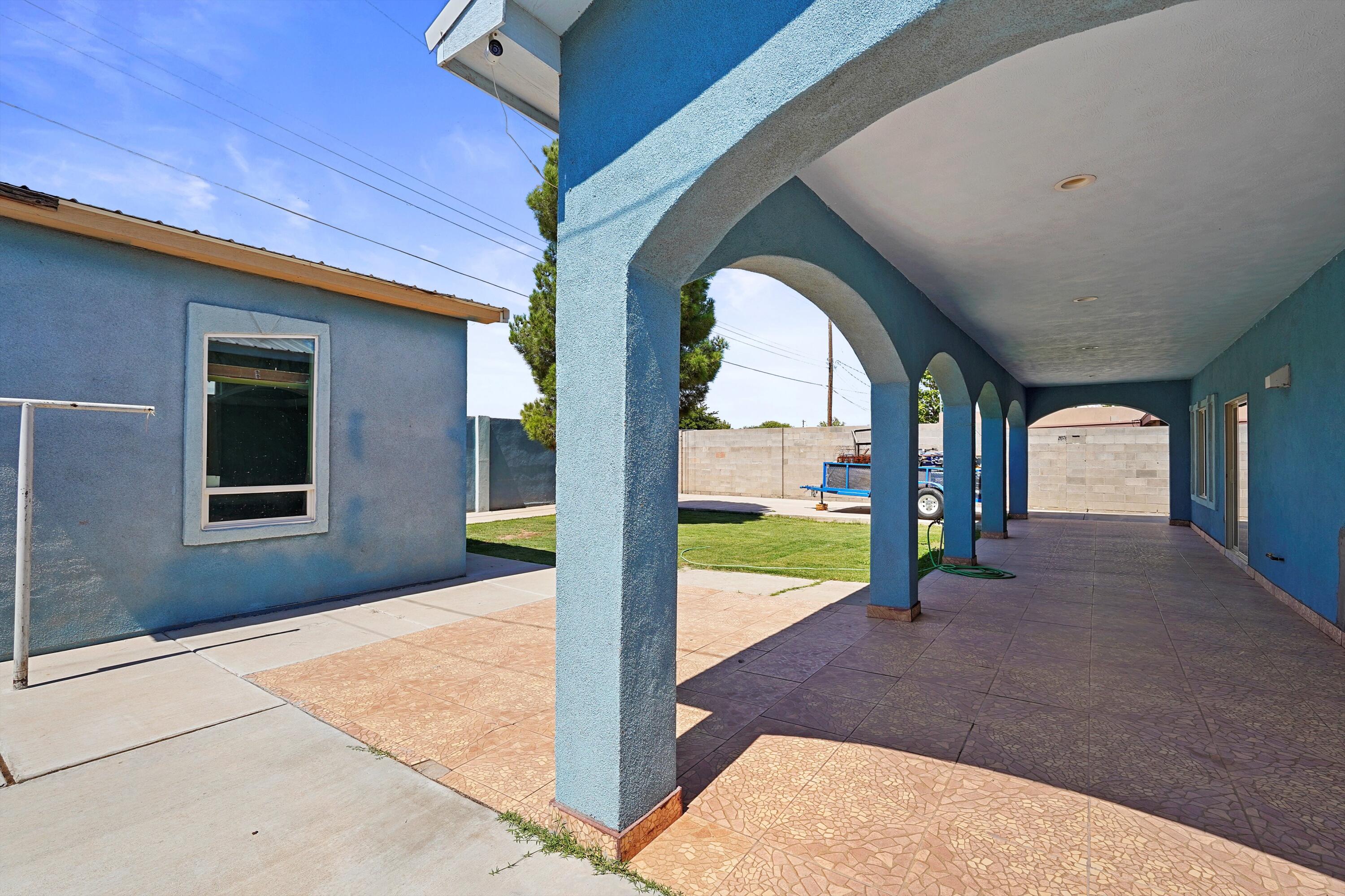 4519 W GLEN Drive SW